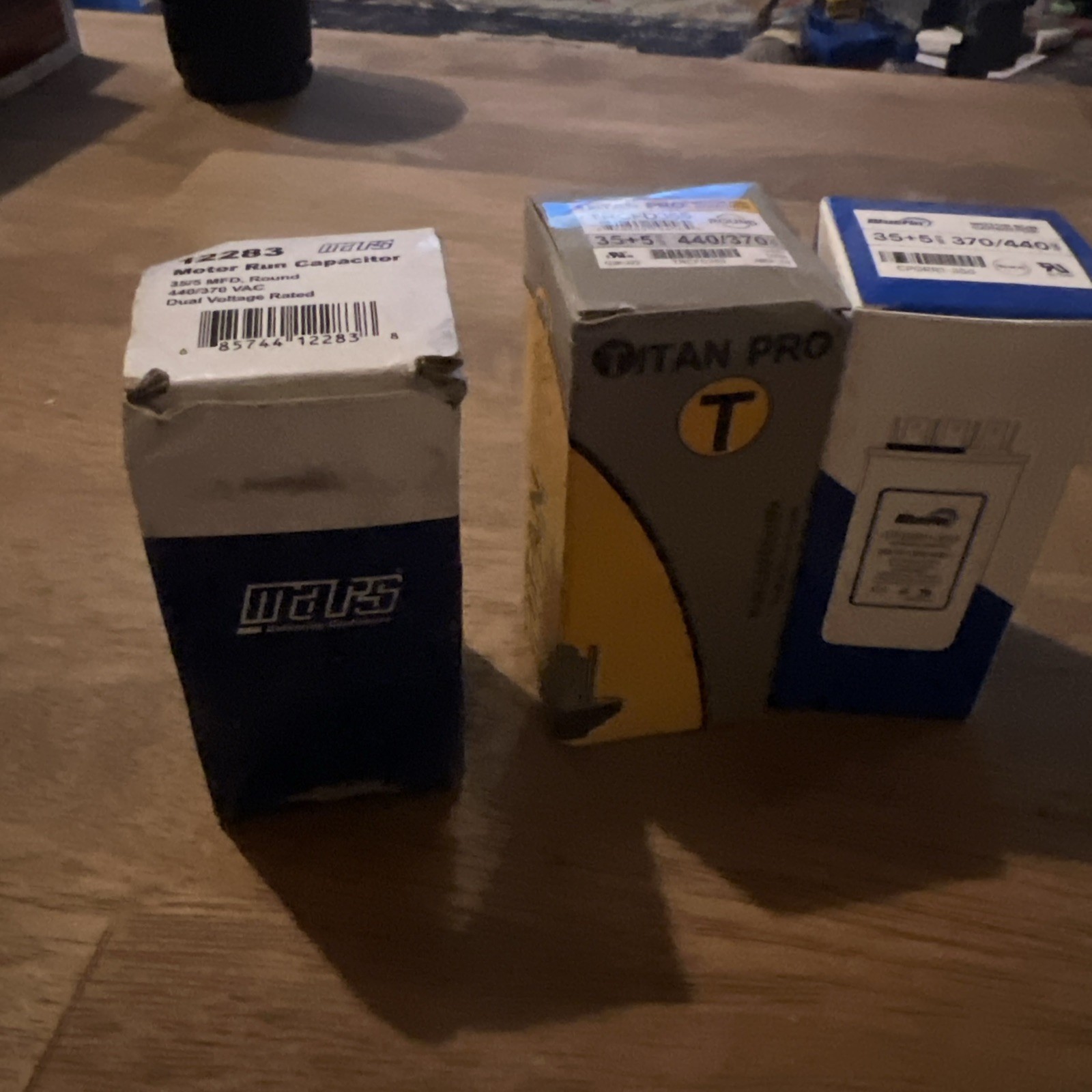 Multiple brands, Motor Dual Run Cap,35/5 Mfd,370-440V