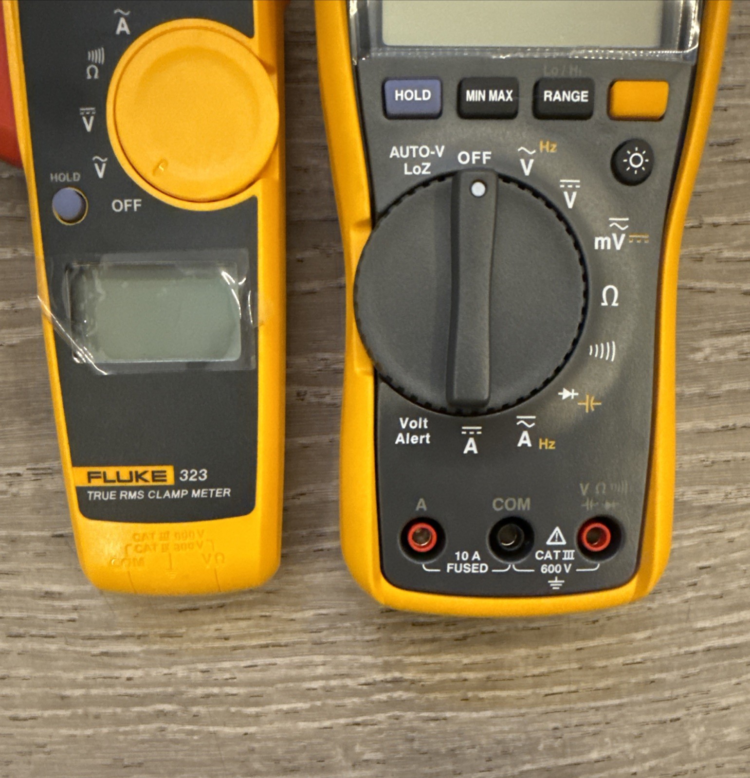 Fluke 117/323KIT Electrician’s Multimeter & True RMS Clamp Meter Combo Kit