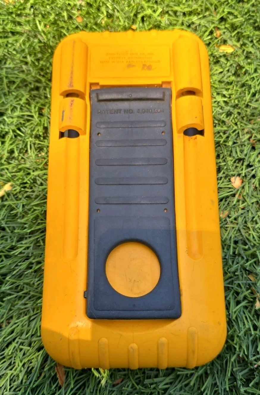 Fluke 87 True RMS Multimeter ** Tested With Leads