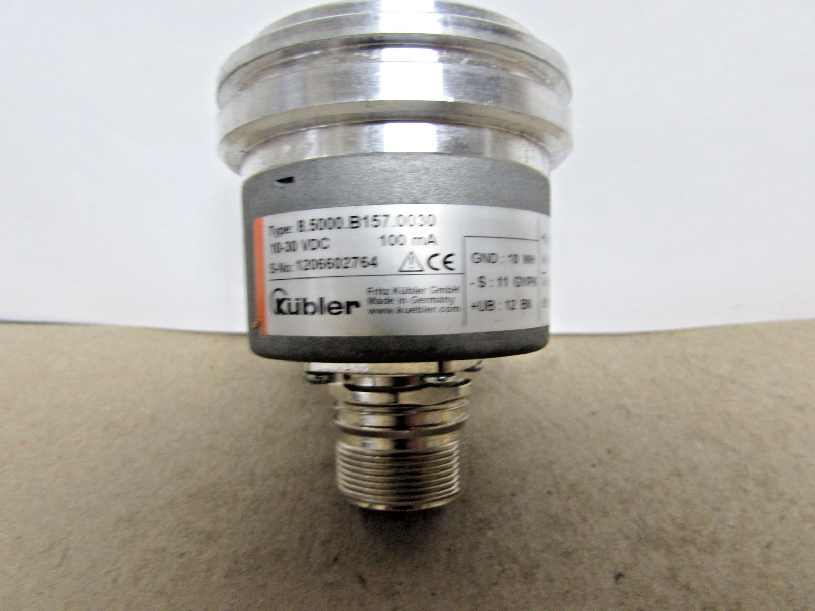KUBLER 8.5000.B157.0030INCREME ENCODER 10-30 VDC (used – NO FACTORY BOX)