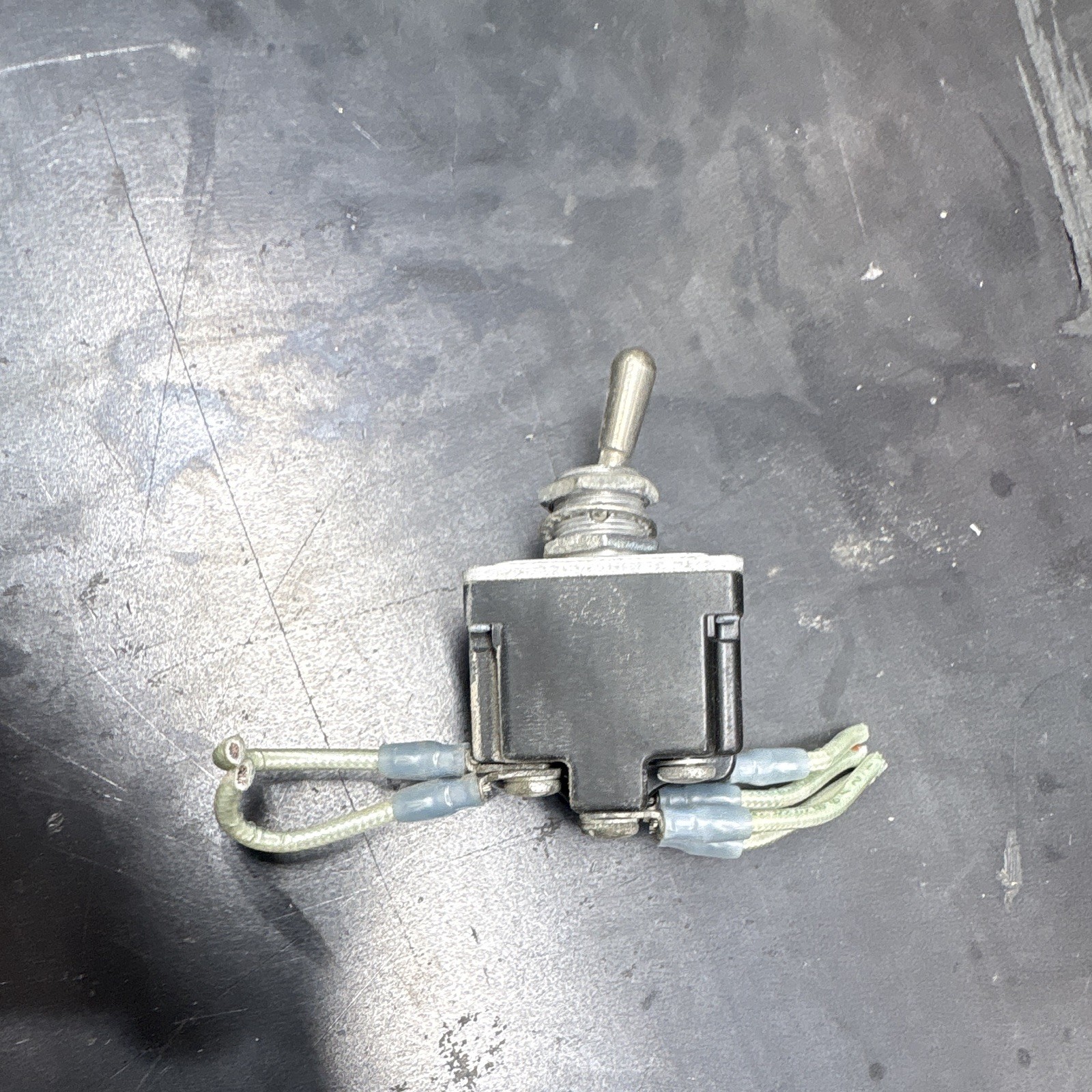 Micro Switch 91120 Industrial Toggle/Joystick Toggle Switch Gray/Silver