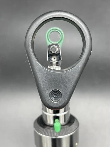 Welch Allyn 21760 Operating Otoscope and 11720 Ophthalmoscope Veterinary Set