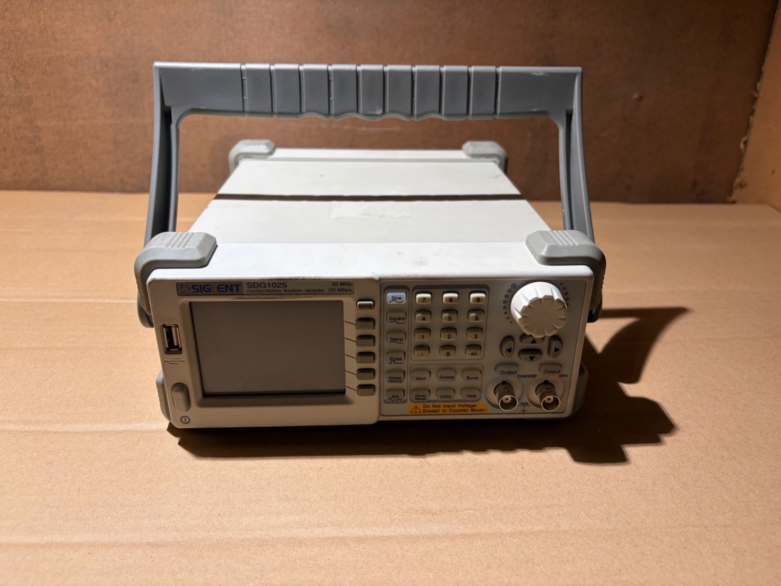 SIGLENT (SDG1025) 25MHz Function/Arbitrary Waveform Generator -125 MSA/S