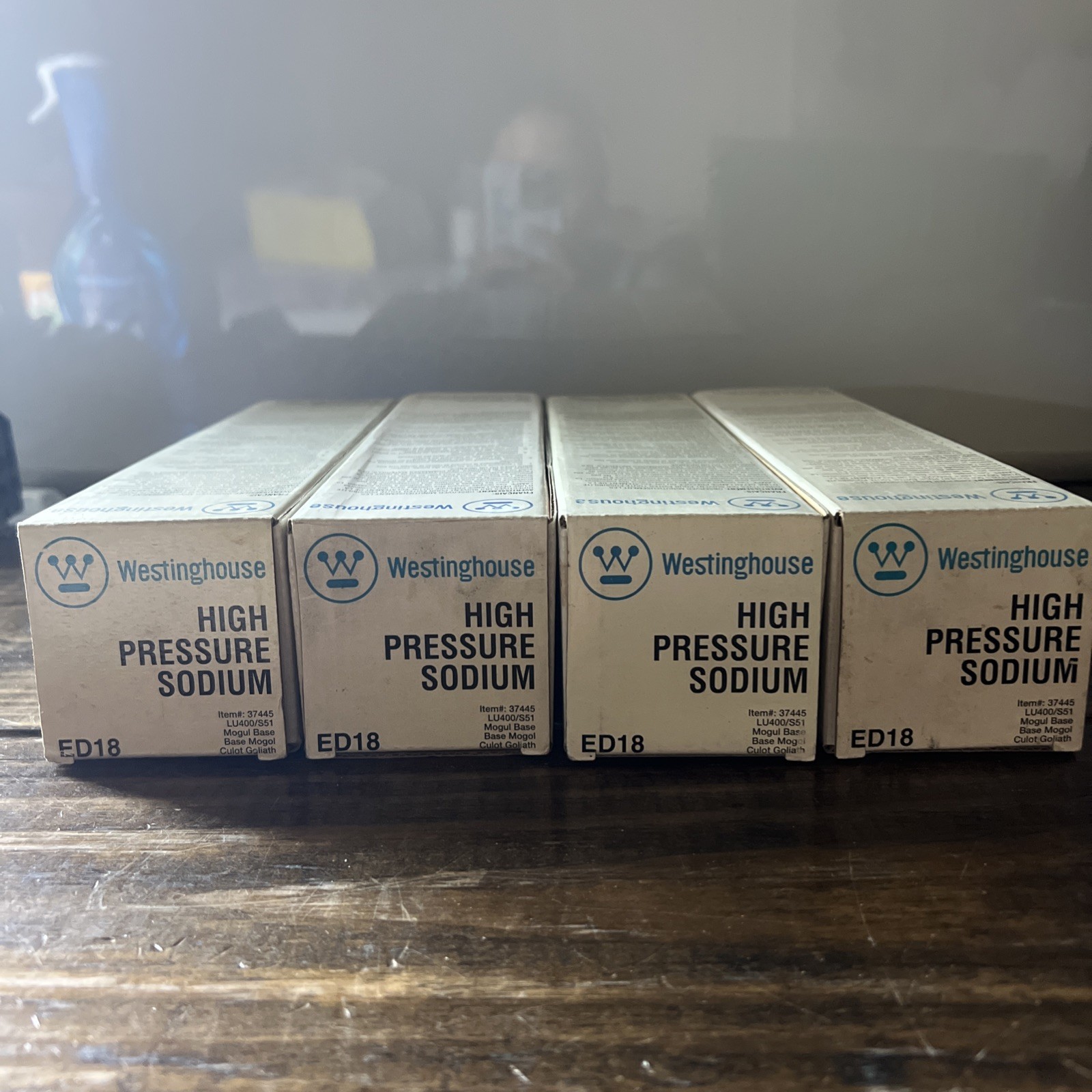 LOT OF (4) WESTINGHOUSE 400W HIGH PRESSURE SODIUM LAMPS, 2100K #: 37445
