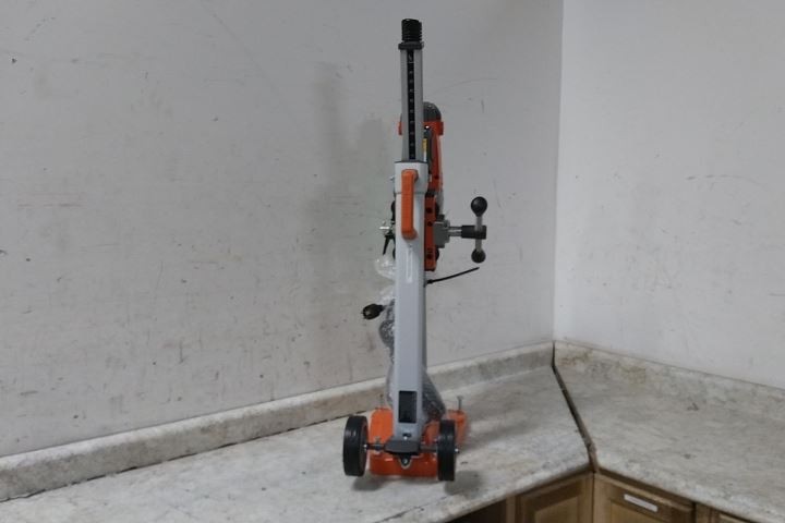 Husqvarna DMS 240 2.9 HP 100 to 120VAC 10 In Coring Capacity Diamond Coring Rig