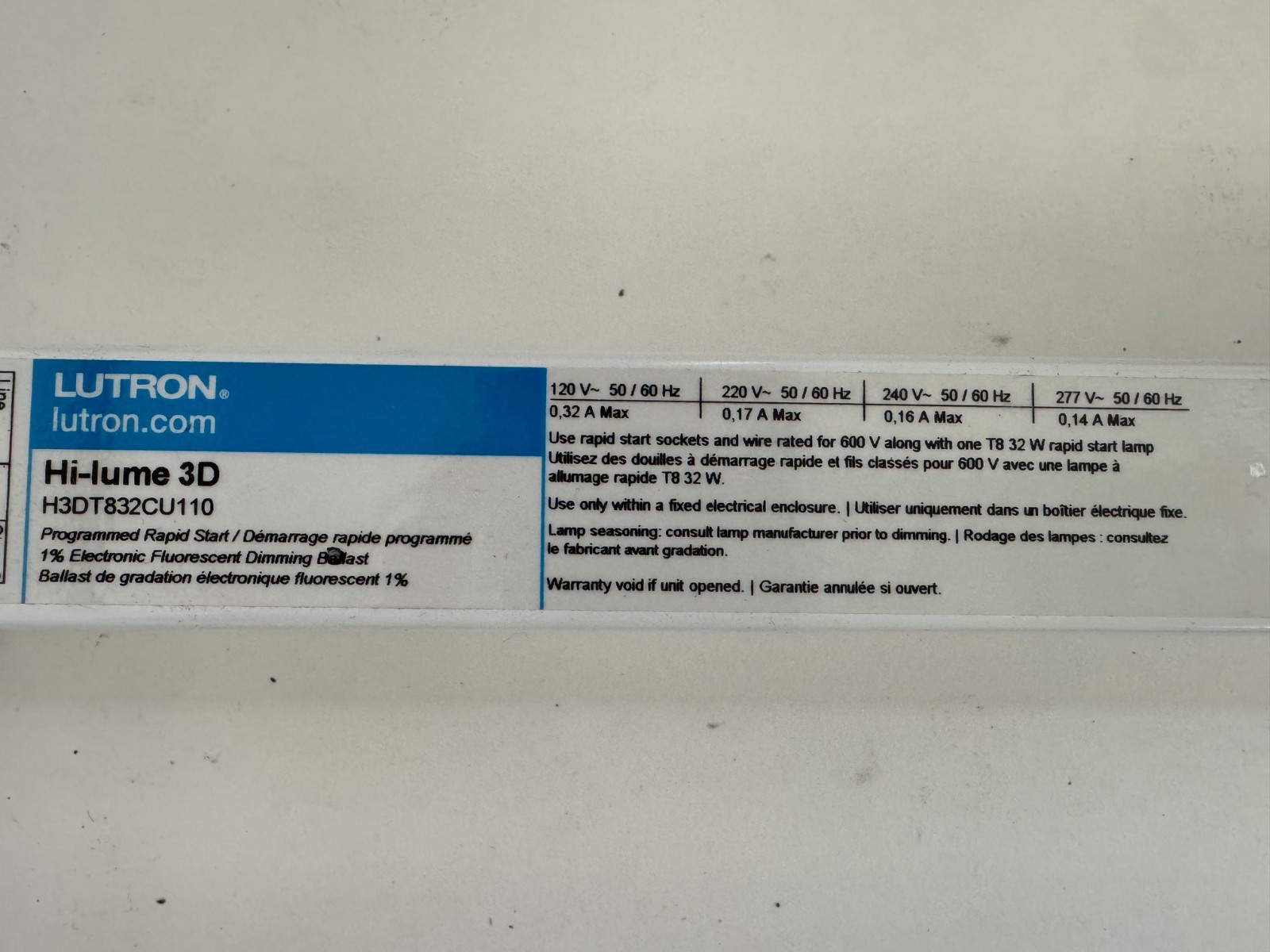 LUTRON Hi-Lume 3D H3DT832CU110 1% Dimming Ballast For One F32T8 Lamp 120/277V
