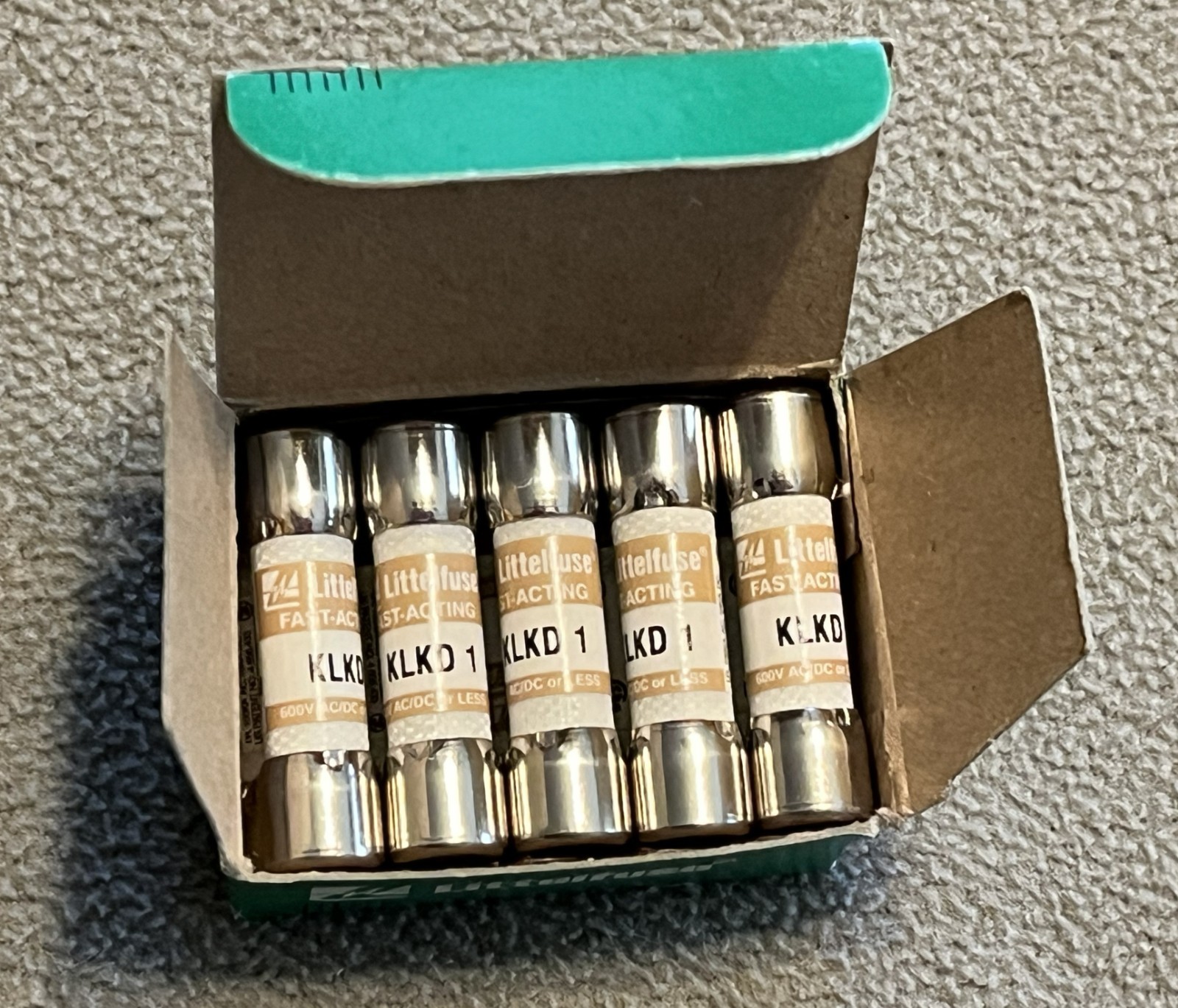 KLKD-1 Littelfuse 1 Amp 600V AC or DC FAST-ACTING Midget Fuse LOT OF 10