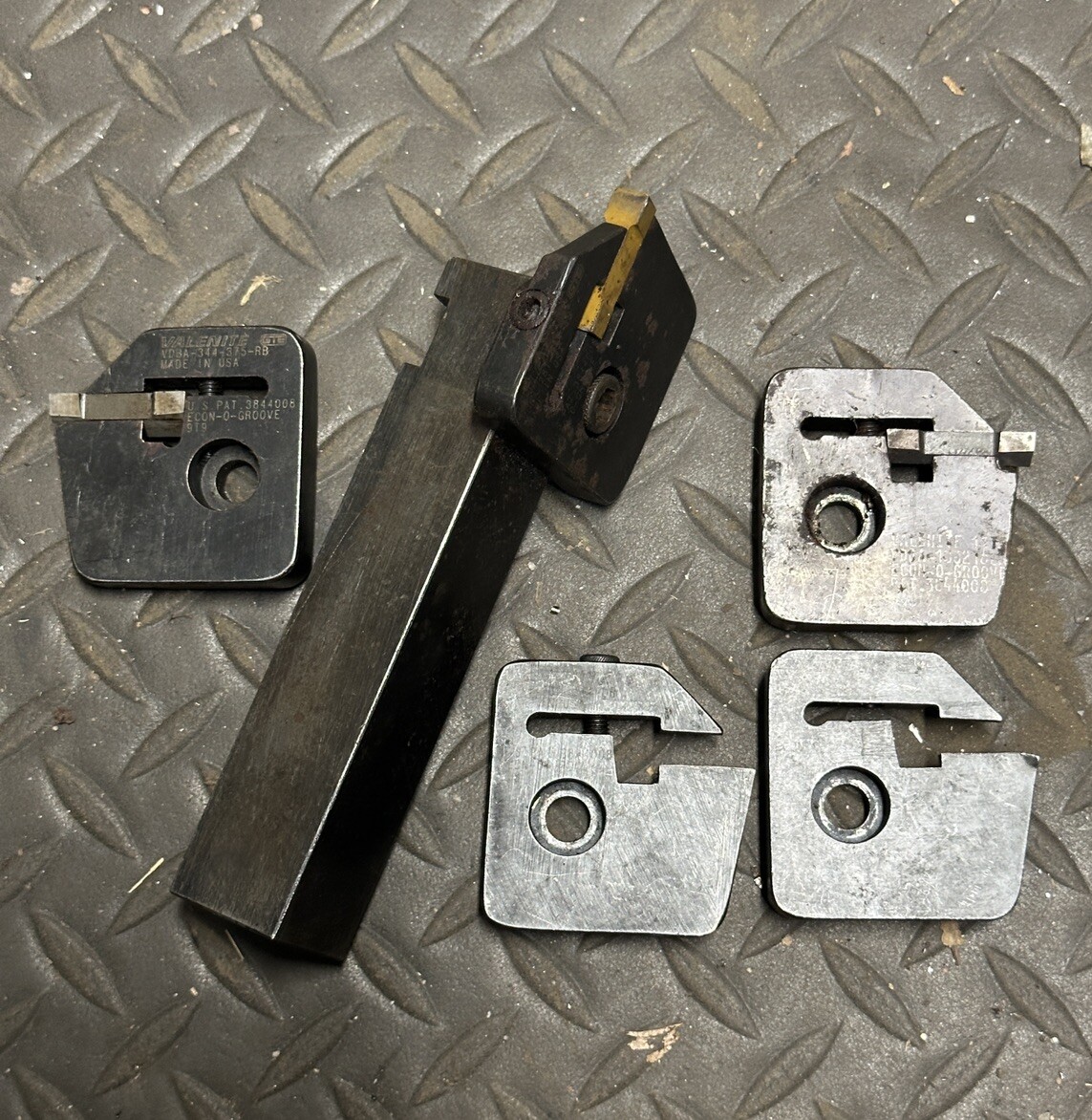 VALENITE ECONOGROOVE VDBS-16 Grooving Cut-Off Trepanning Metal Lathe Tool Holder