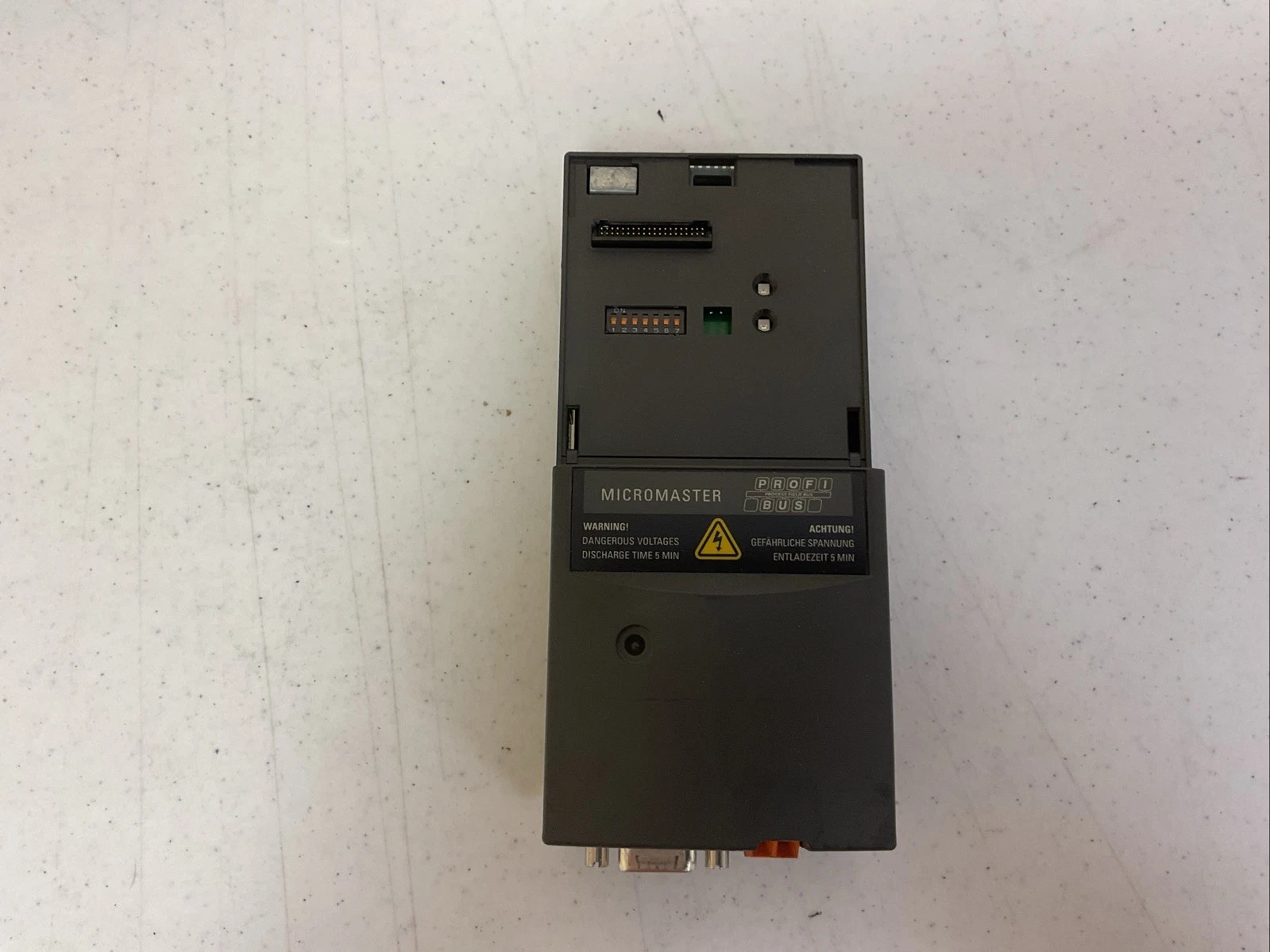 6SE6400-1PB00-0AA0 New Original SIEMENS 6SE6400-1PB00-0AA0 SAME DAY SHIPPING