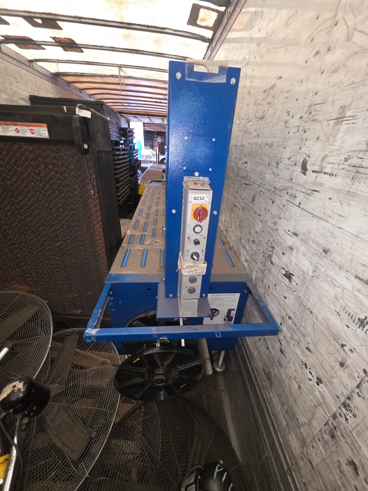 Mosca evolution strapping machine 124″x29″1/2 x 71″ working condition