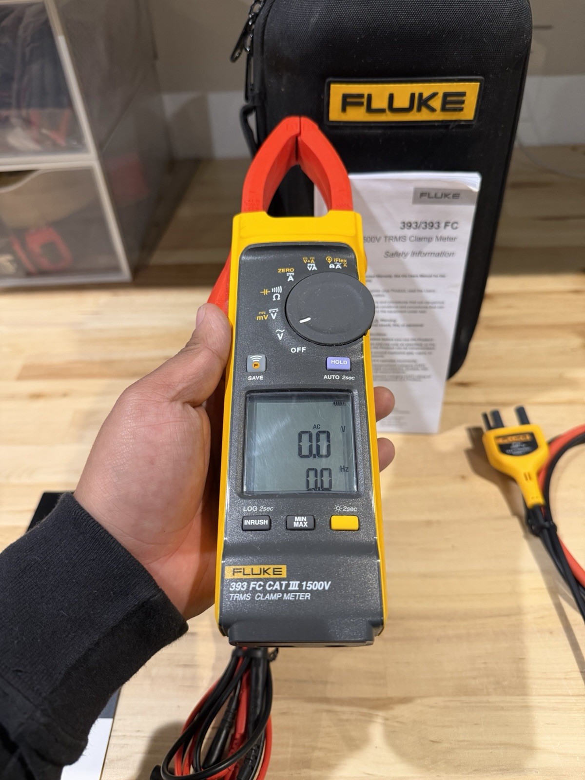 FLUKE 393 FC CAT III 1500V TRMS CLAMP METER W/ IFLEX PROBE & LEADS (TESTED)