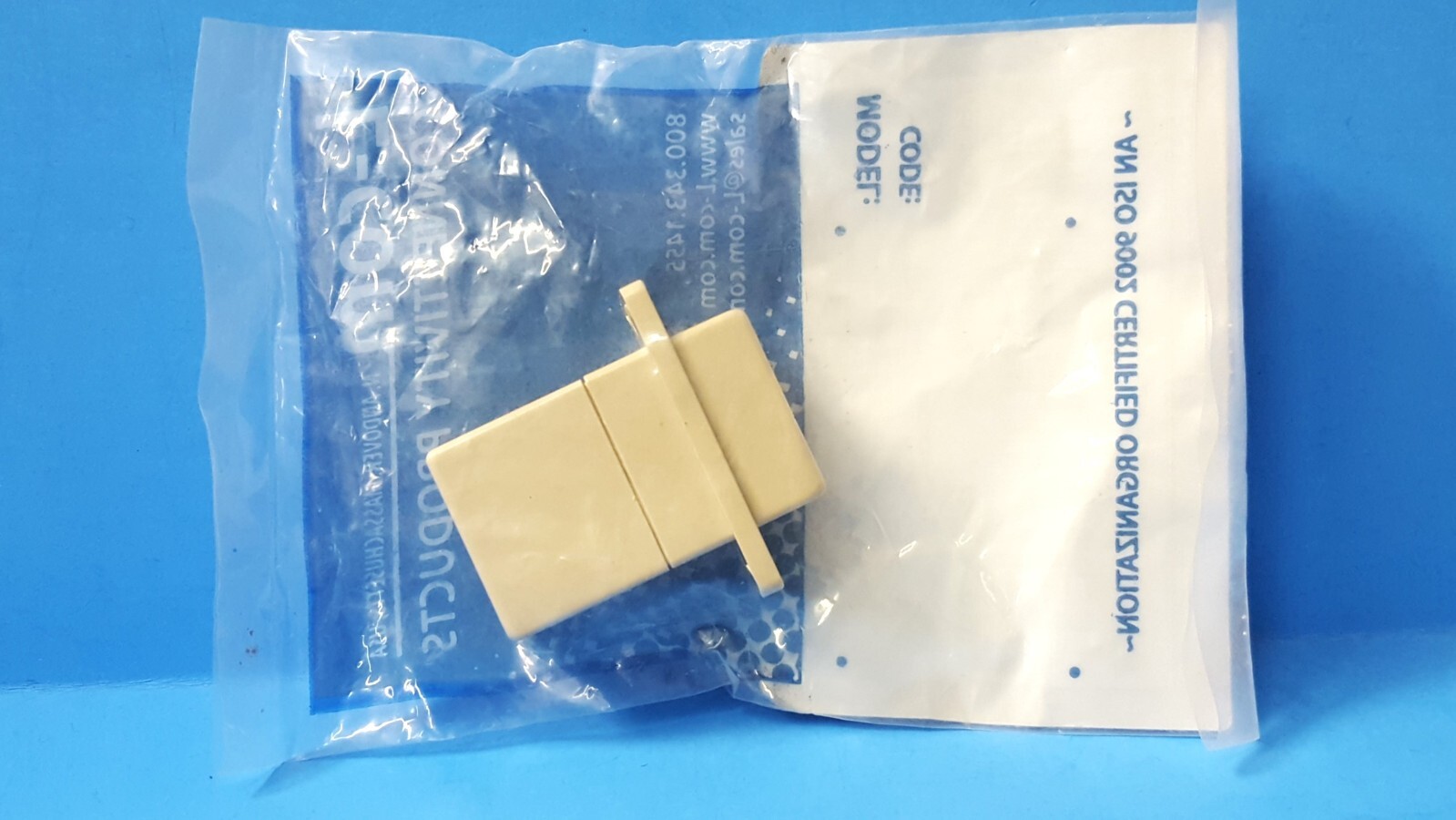 ( 1 pc) Modular Coupler Connector Jack, ECF504-8SK, L-Com, 8X8K STRAIGHT