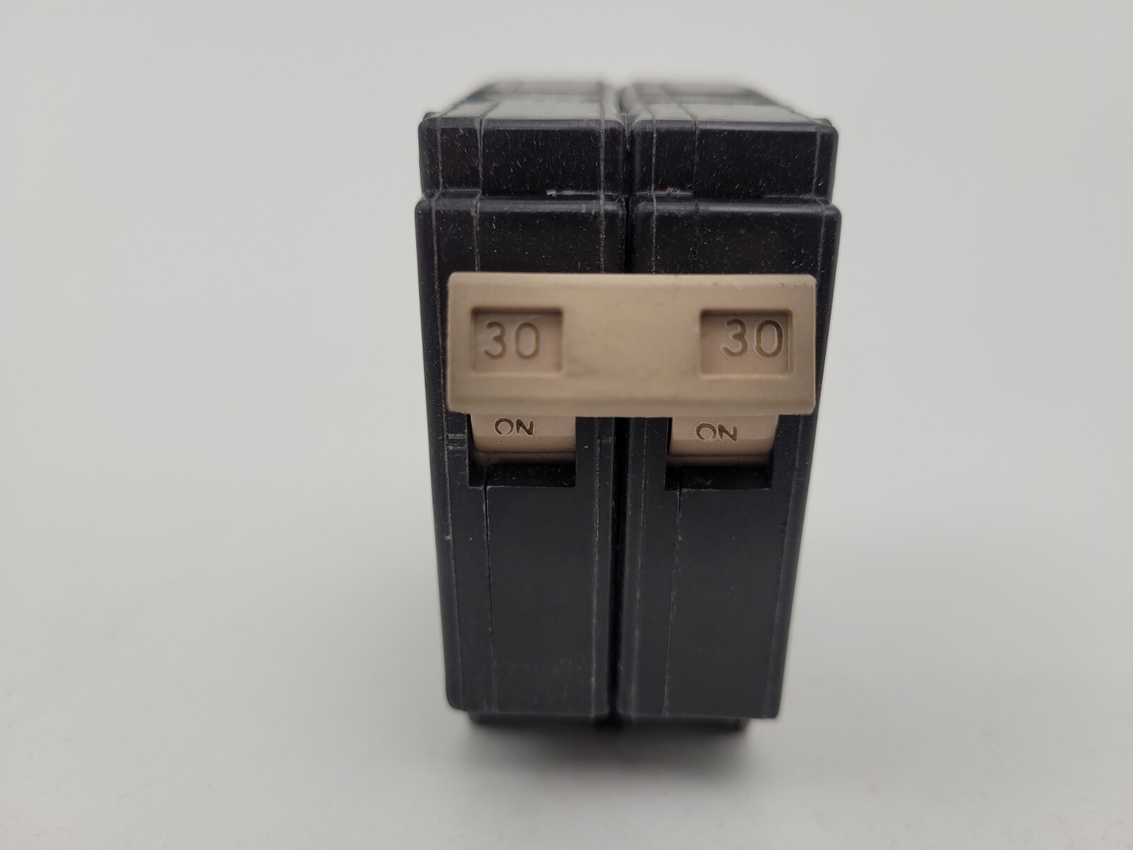 CH230 Cutler-Hammer 30 Amp 240V Circuit Breaker – Next Day Option