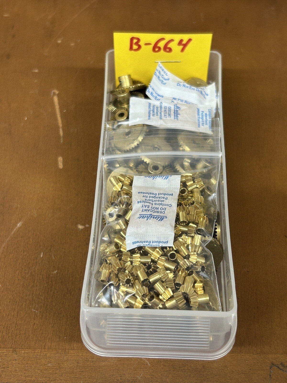 QTY 1 TRADESHIP BRASS 90 DEGREE BEVEL GEAR SET 40/10 TEETH 4:1 RATIO SLOT CAR