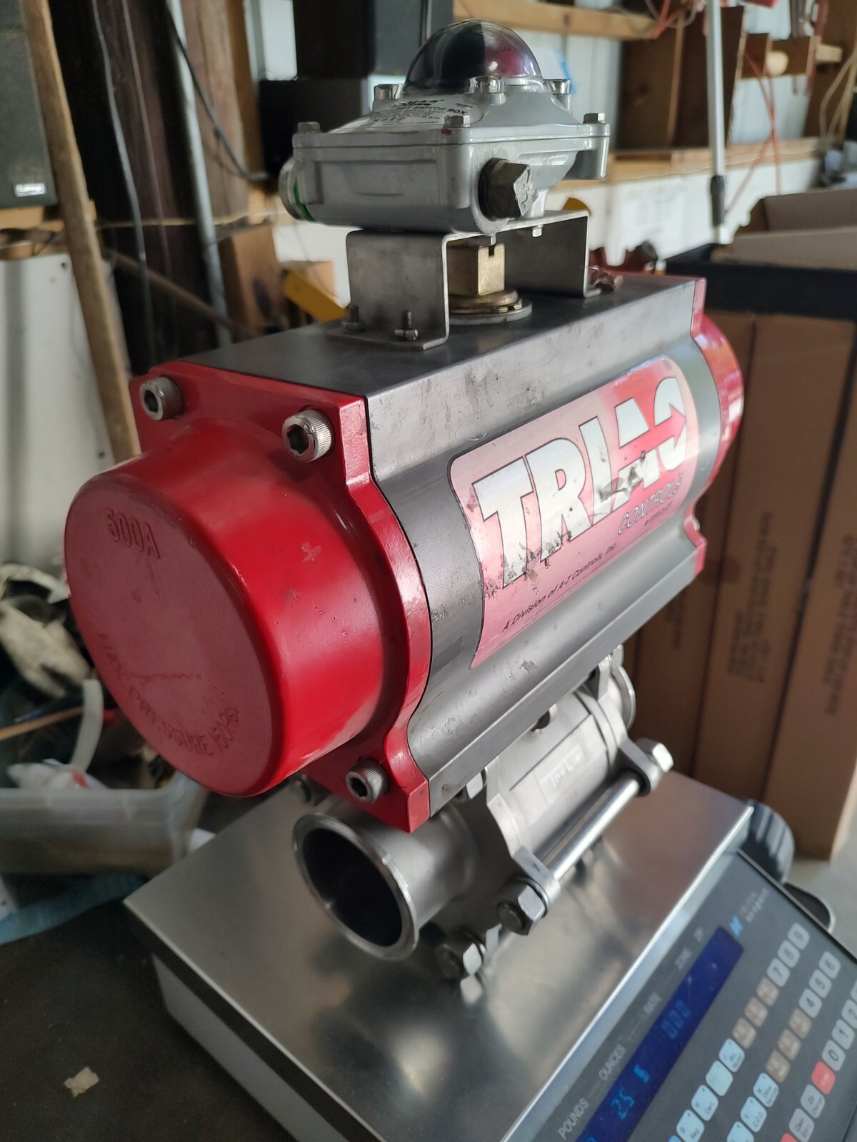 Triac Controls 2R500SR Actuator w/ APL-210N Limit Switch Boxs