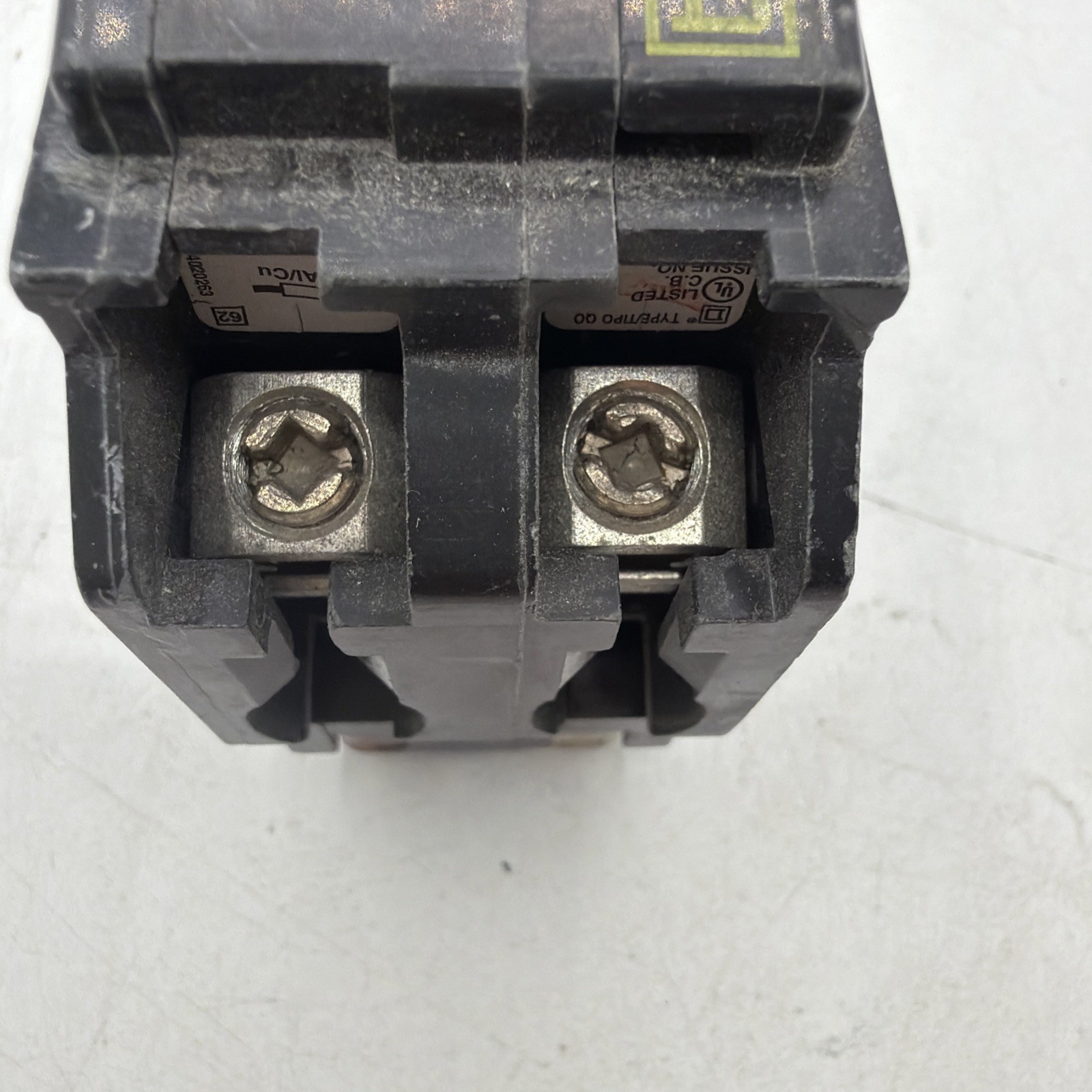 SQUARE-D QO210 CIRCUIT BREAKER 2-POLE UNIT 10-AMP TYPE/TIPO QOA 120/240V
