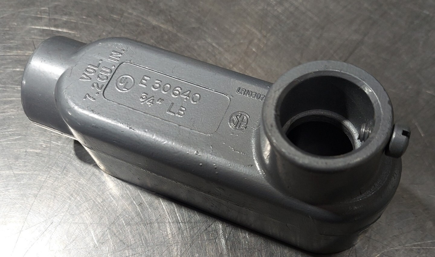3/4″ LB CONDUIT OUTLET BODY ONLY – E30640. VOL. 7.2 CU IN