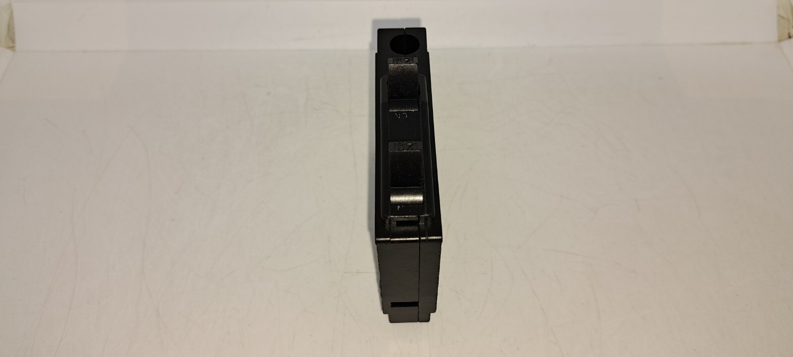 Square D QO2020 20 Amp 1 Pole Piggyback Circuit Breaker CLIP QOT2020
