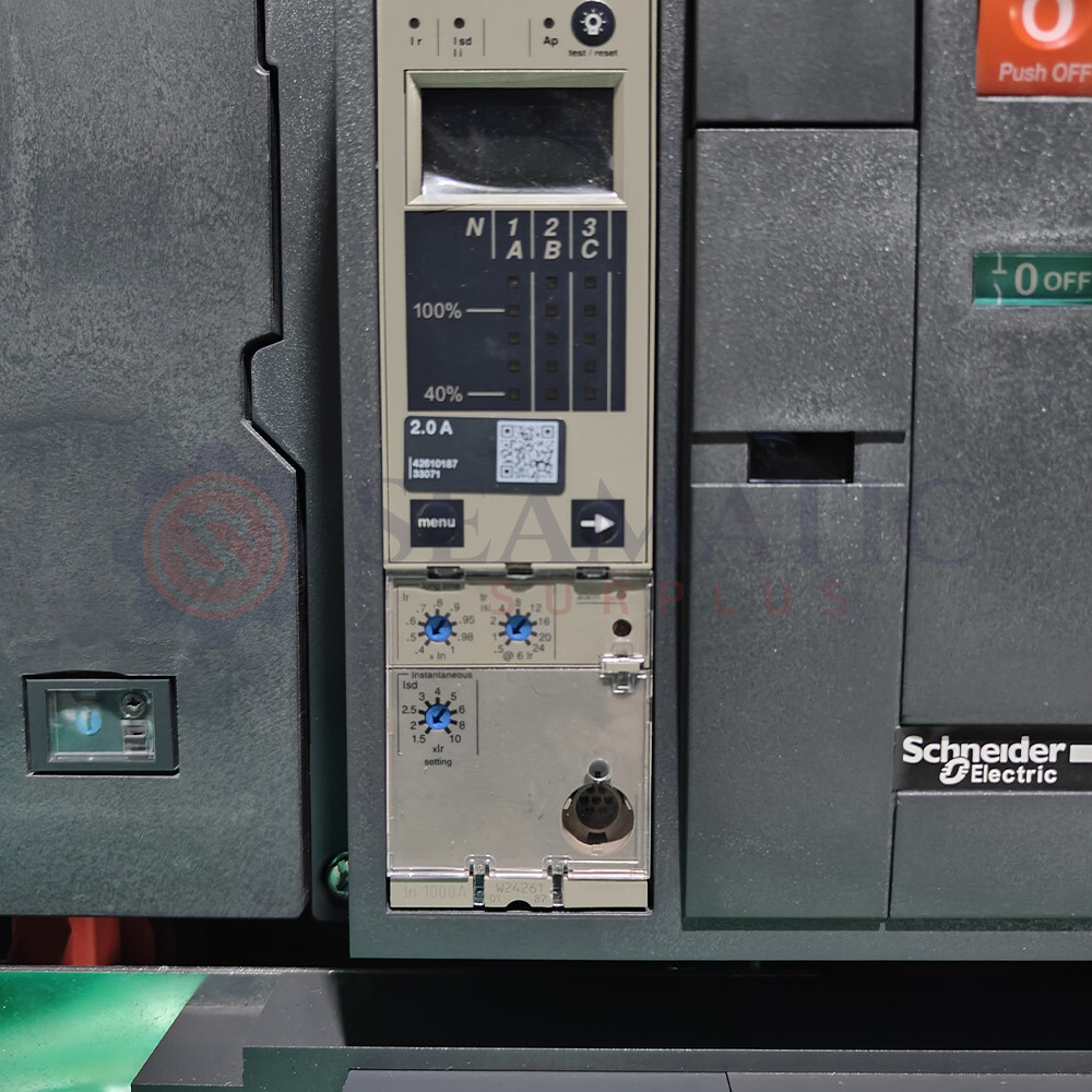 New Schneider Electric NW10H2 Air Circuit Breaker 1000A 4P, Drawout Type (48253)