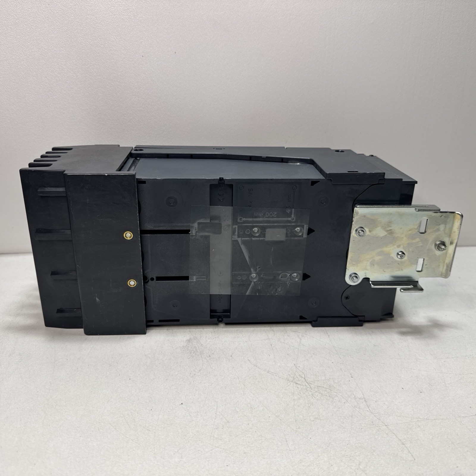 SQUARE D LJA36400U31X LJA I-LINE 3 POLE 400 AMP 480v 65KAIC POWERPACT BREAKER