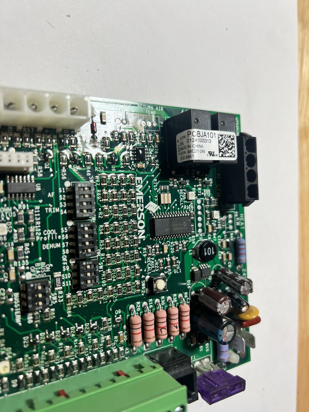 Emerson Circuit Control Board PCBJA101 48C21-289