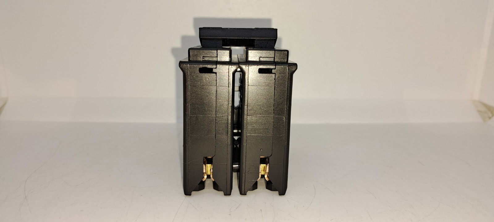 Square D HOM225 2 Pole 25 Amp 120/240v Type HOM Circuit Breaker