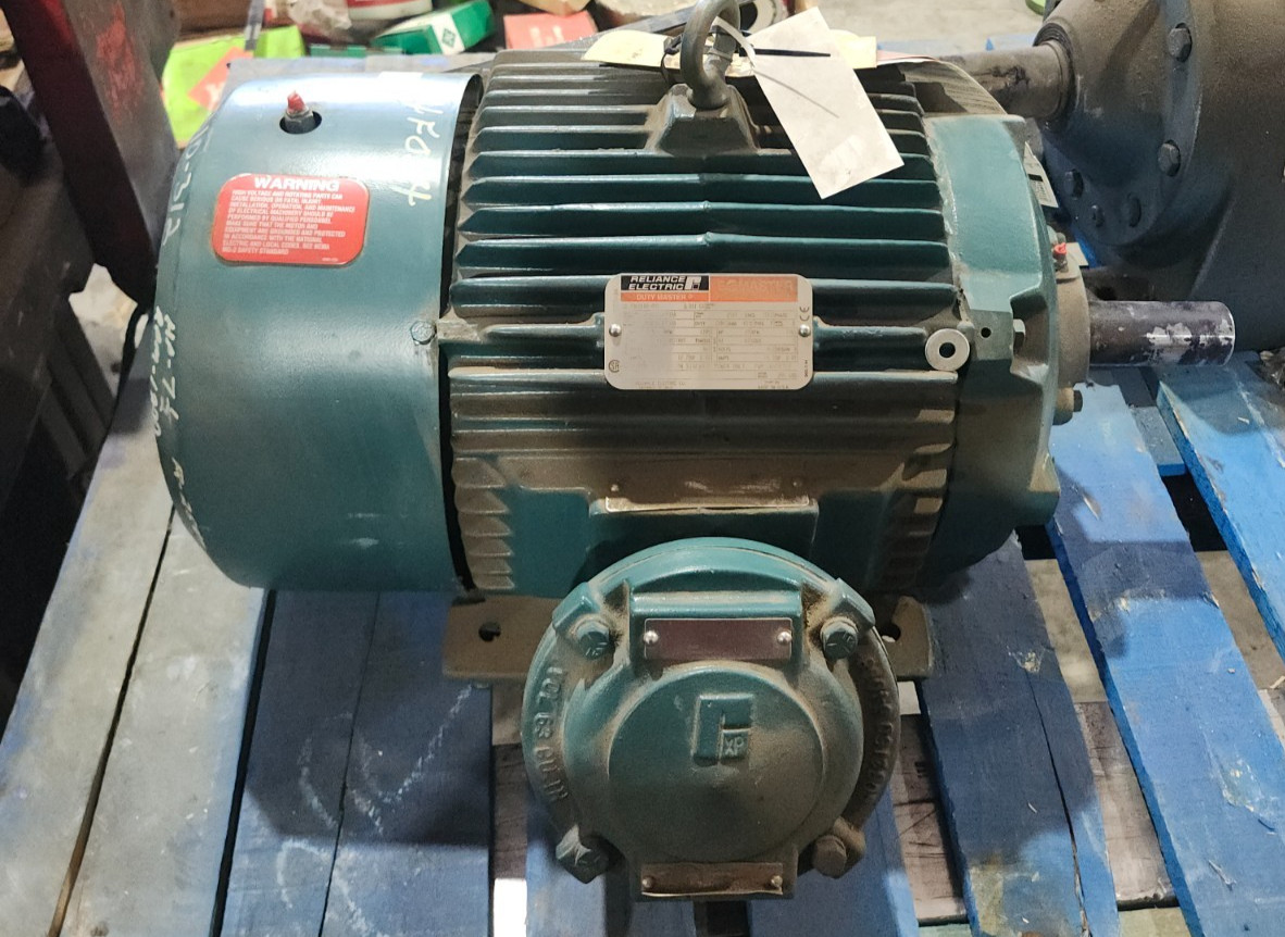 NEW NO BOX RELIANCE ELECTRIC MOTOR HP 7.5, RPM 1785, PH 3, FR 254T, 7365100-001