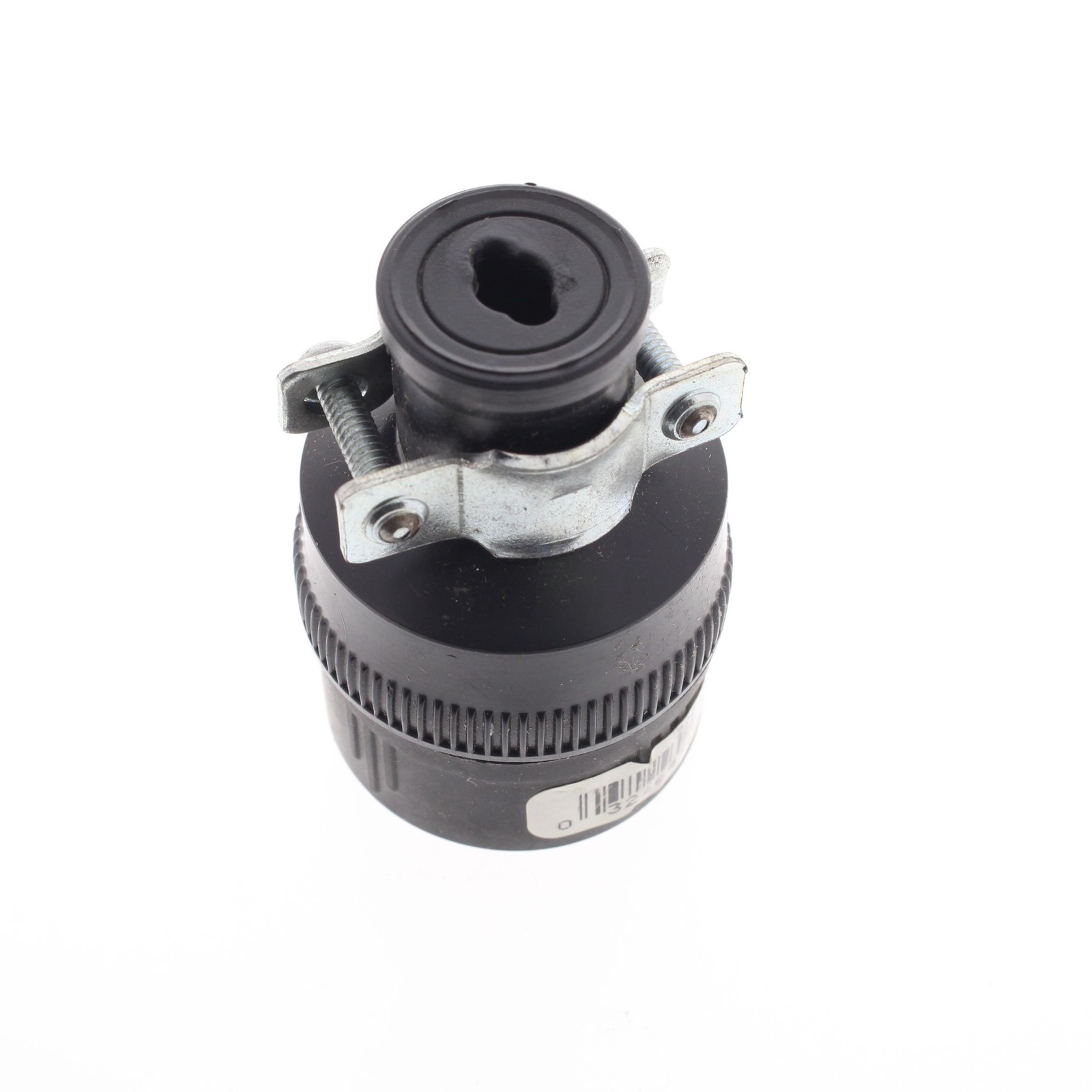 Cooper 224 Black Thermoplastic Straight Blade 1-15R 15A Rubber Bulk Connector