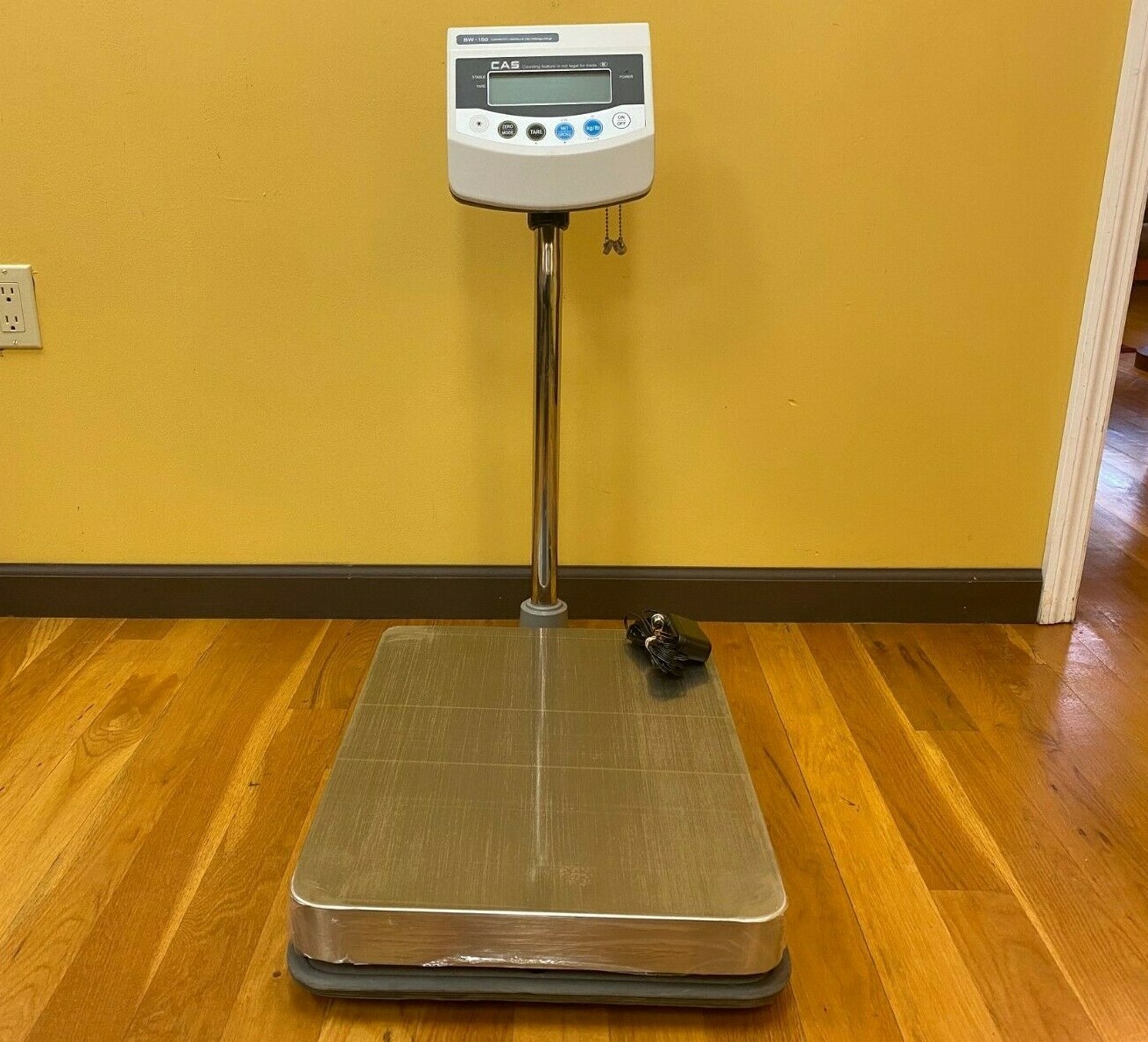 CAS BW-150 Digital Bench Scale, 300lb Legal for Trade- A Grade in US