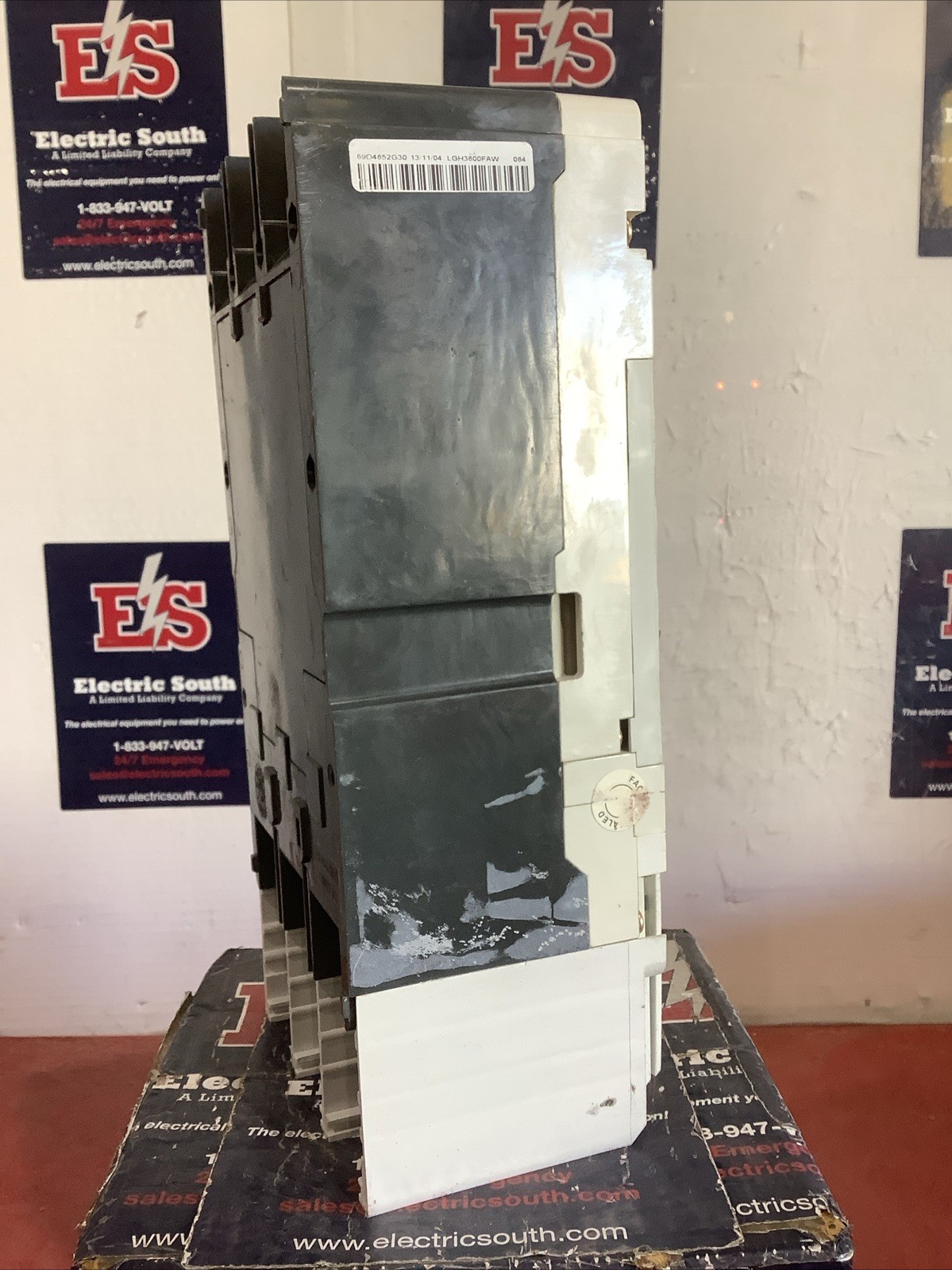 Eaton Circuit Breaker LGH3630NN 600 Amp 600 Volt 3 Pole