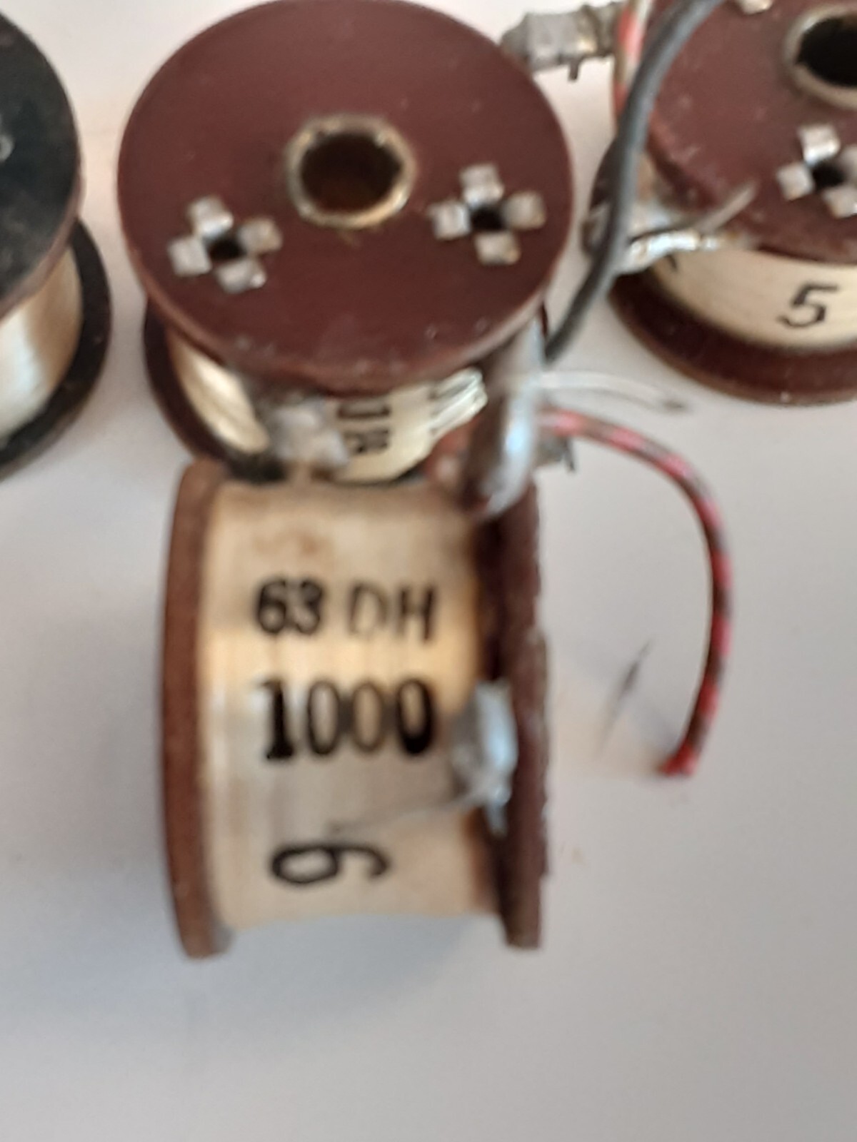 63DH 1000 OHM Non-Inductive Resistors Lot Of 32