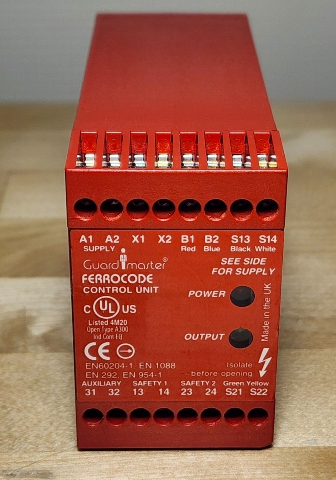 Allen-Bradley 02068 Ferrocode Safety Control Unit 24VAC/DC 440N-C02068