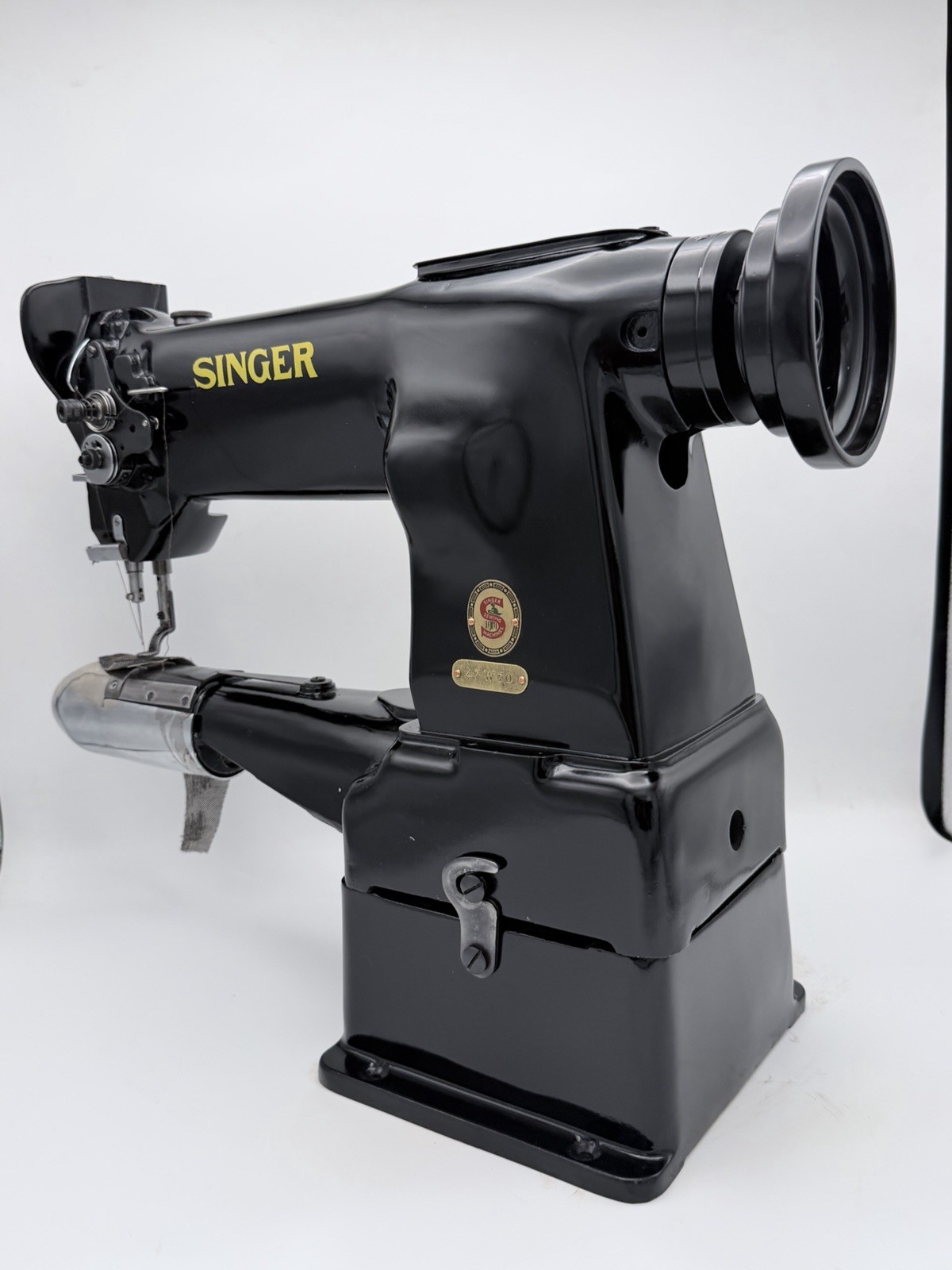 Singer 47W70 Industrial Darning Machine – Fully Refurbished