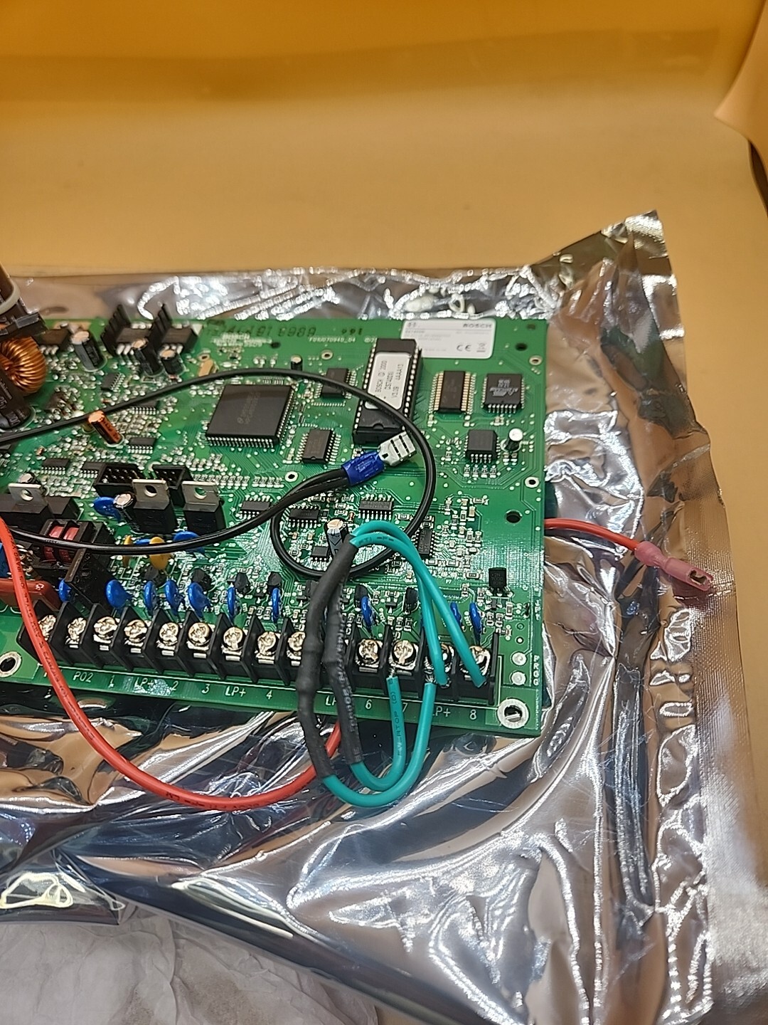 BOSCH EA7400XI 7430 SECURITY SYSTEM MAIN CONTROL BOARD FOR DS7400XI V3.09