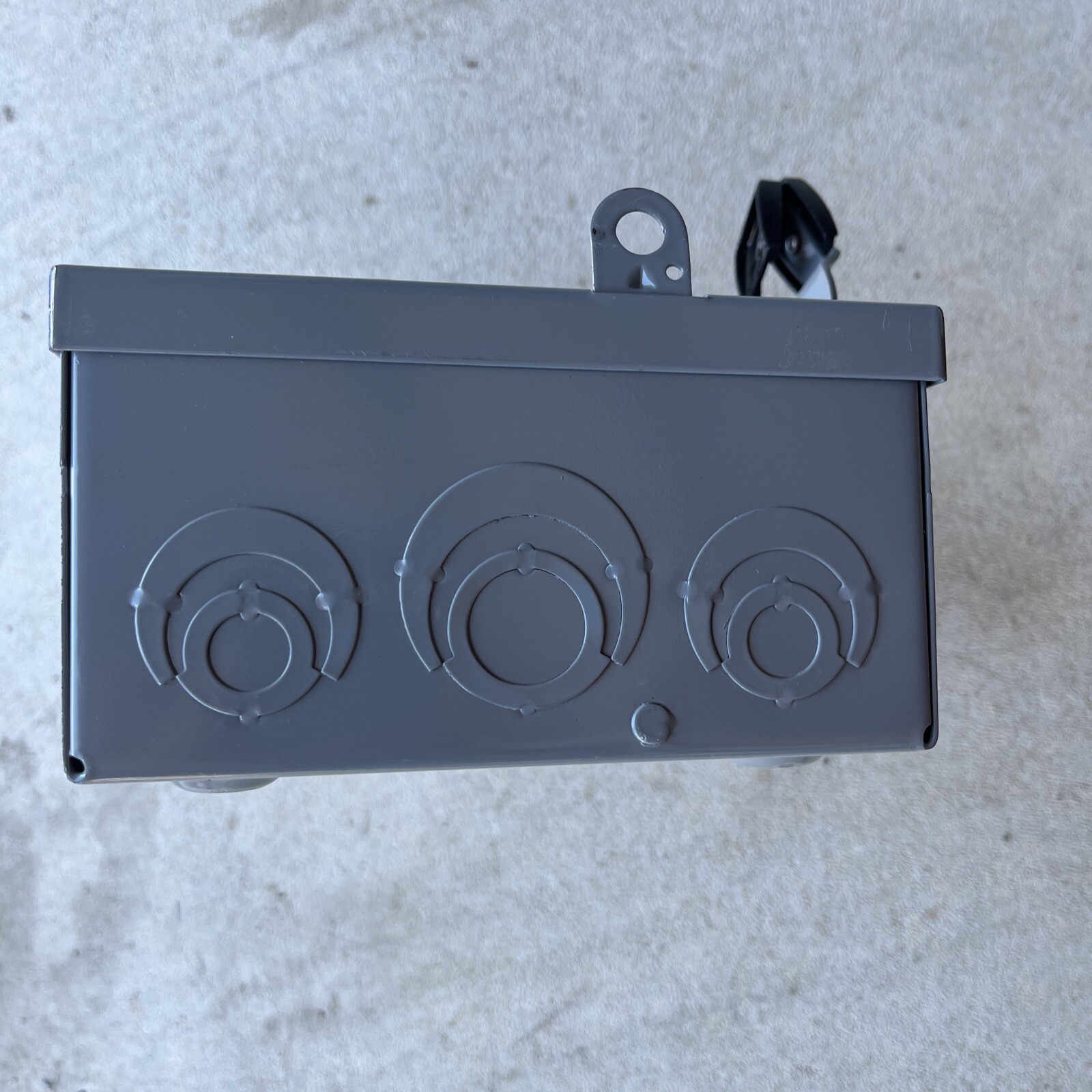 SQUARE D D221NRB Safety Switch, Fusible, 30 A, Steel 1H248 (NEW) Free Shipping!
