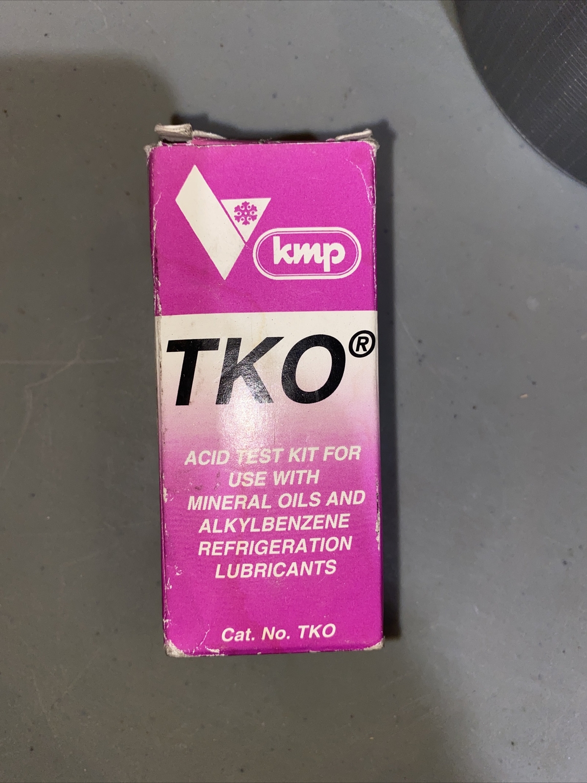Virginia (TKO) Oil Acid Test Kit for Refrigeration Lubricants – 4 oz. Bottle