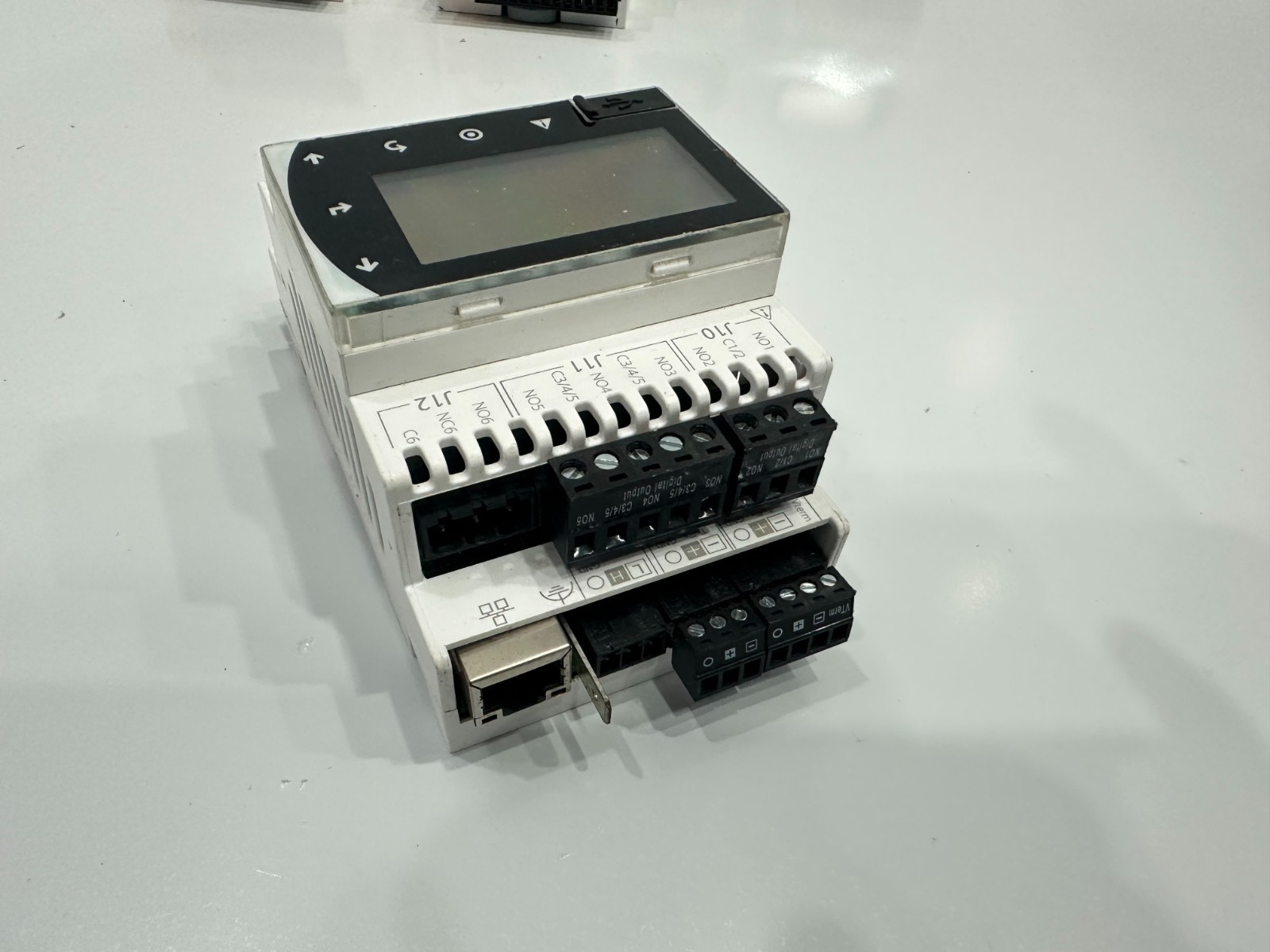Carel Code P+D0N0NH1DEF1 systemair c.pCO Mini Controller