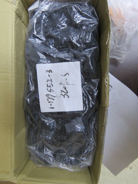 TE 1-179552-3 Qty of 30 per Lot 3 POS Conn Black