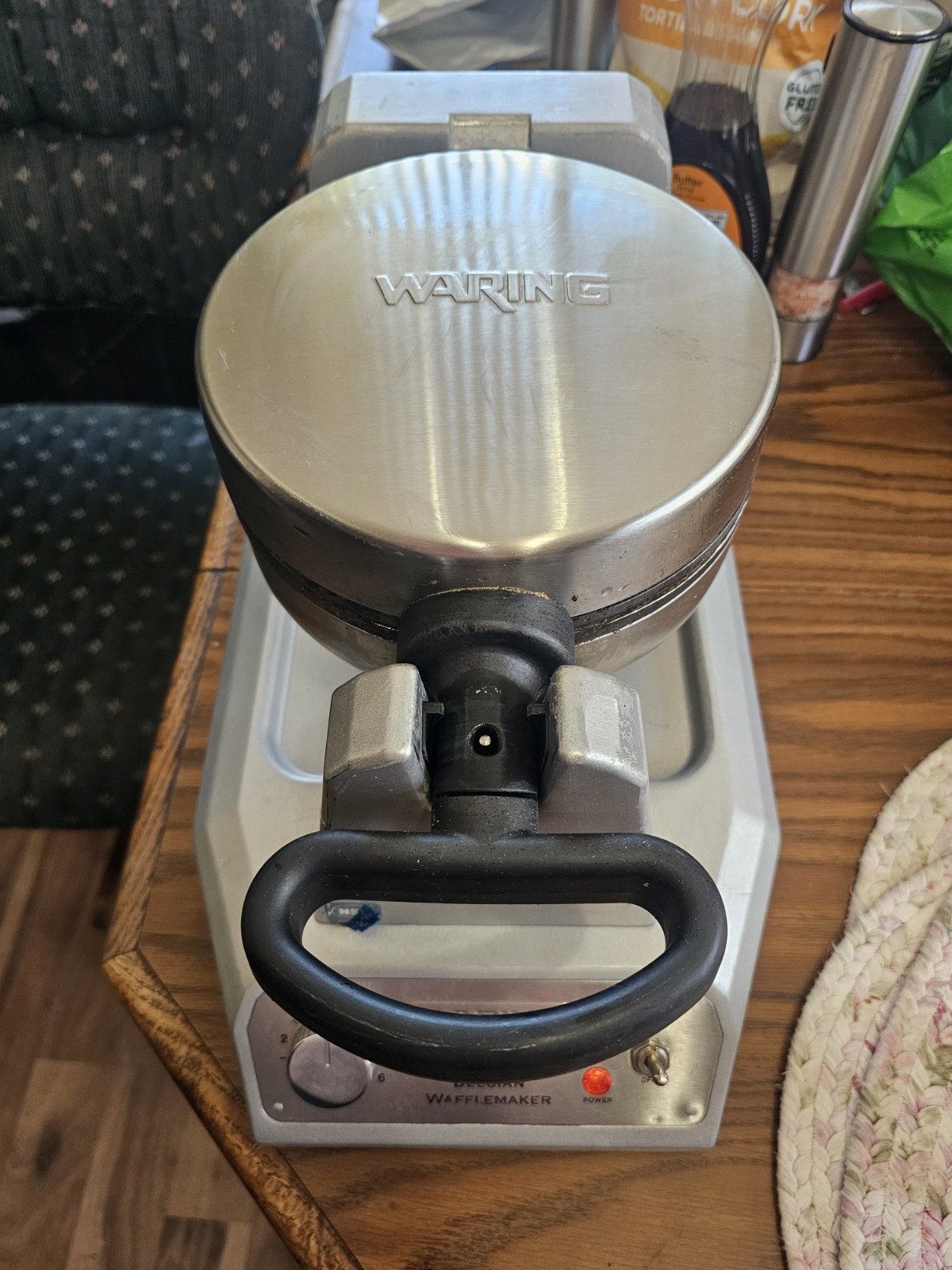 Waring WW180 Commercial Single Belgian Waffle Maker Tested