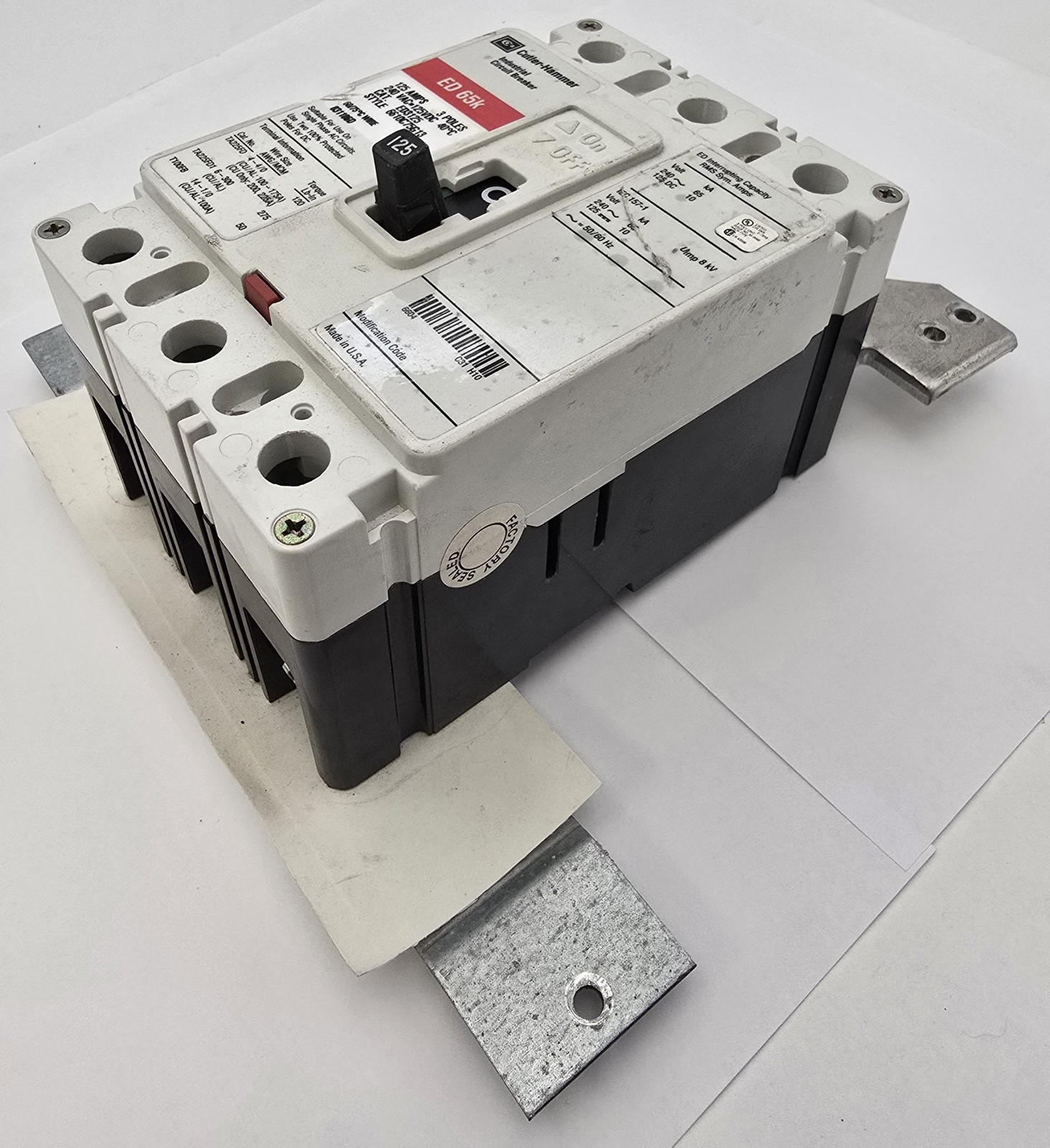 Cutler Hammer ED3125 Circuit Breaker 125A 240V 3P Style 6610C75G13