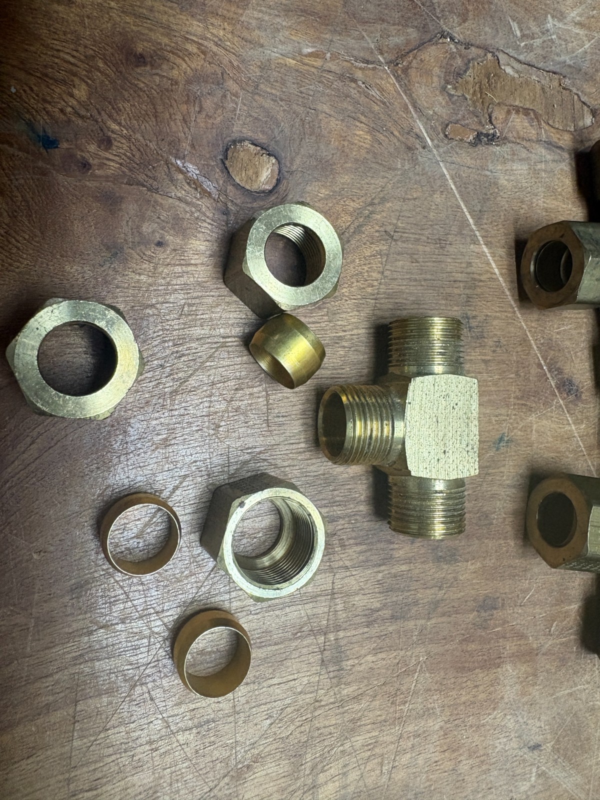 5 New EATON FITTING FEMALE T-SHAPE 1/2”x1/2”x1/2” NPT 64×8 Brass Tee (BF2)