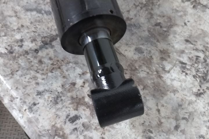 Maxim 288-355 3.5 In Bore Dia 18 In Stroke L Heavy Dty Welded Hydraulic Cylinder