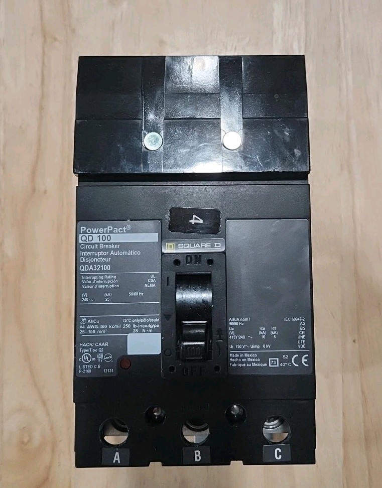 Square D 100 Amp I-Line Circuit Breaker 240 VAC 3 Pole QDA32100