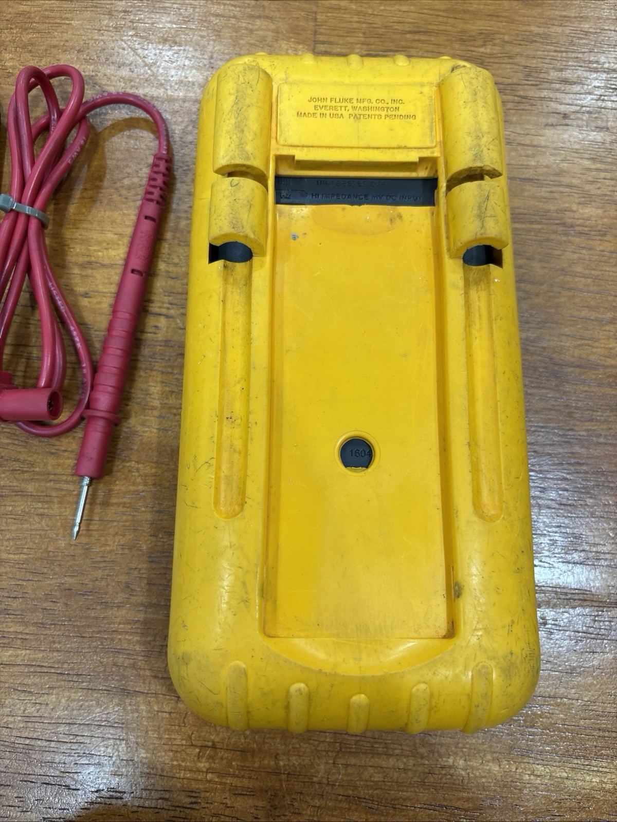 Fluke 87 True RMS Digital Multimeter with Test Leads