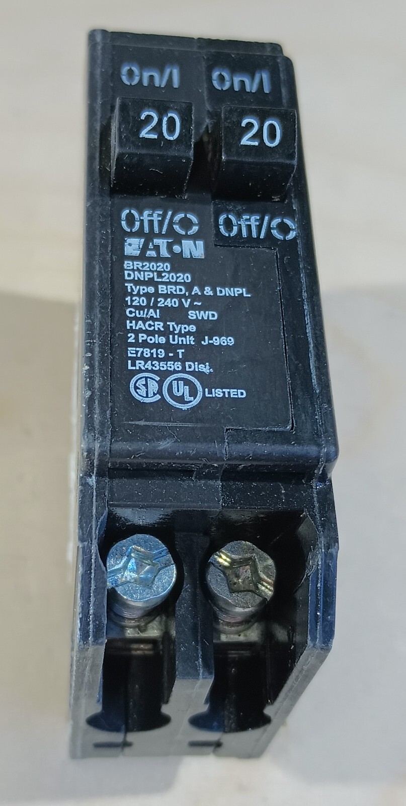 Eaton BR2020 Tandem Breaker