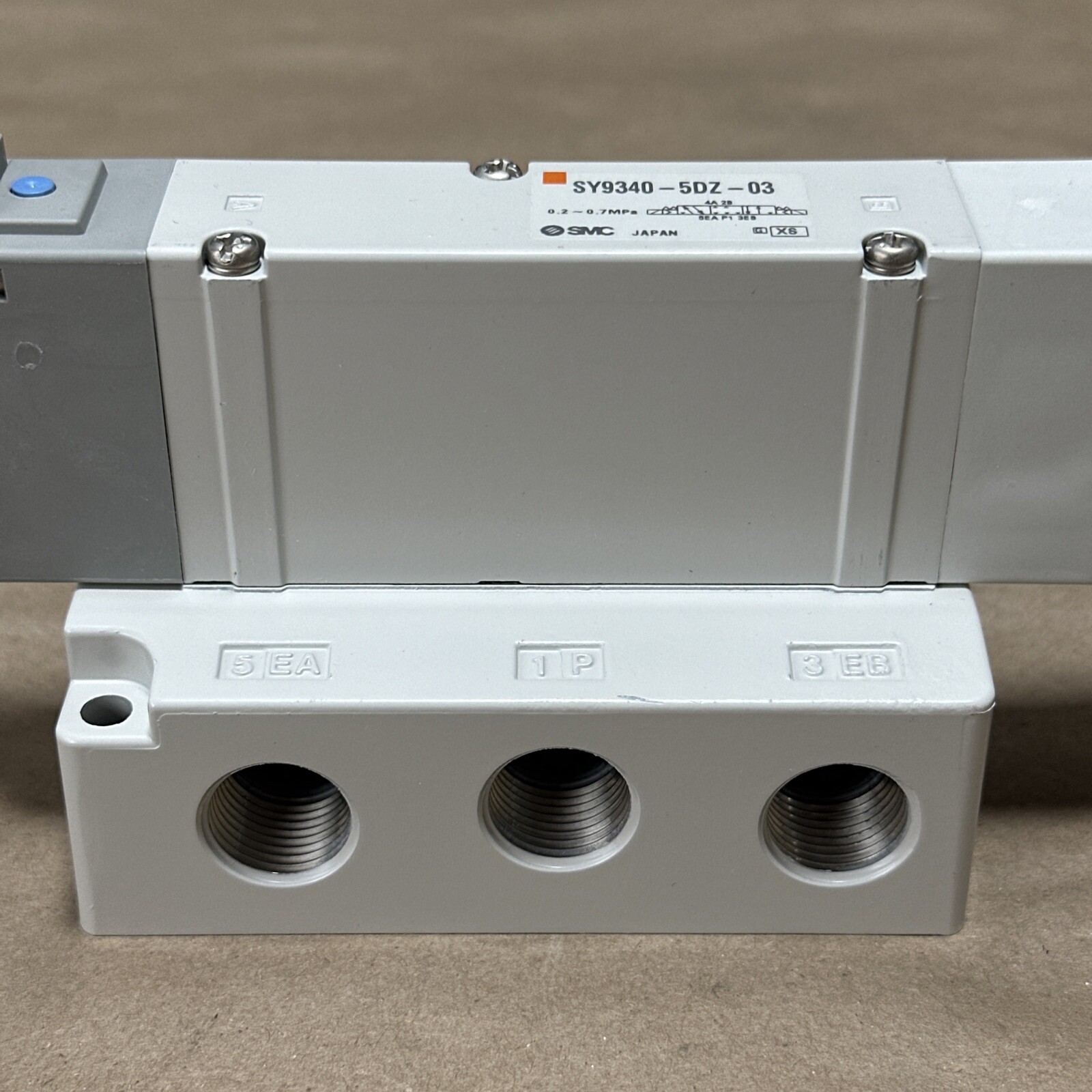 NEW NO BOX- SMC SY9540-3LZ-03T Solenoid Directional Valve 0.2~0.7MPa || WARRANTY