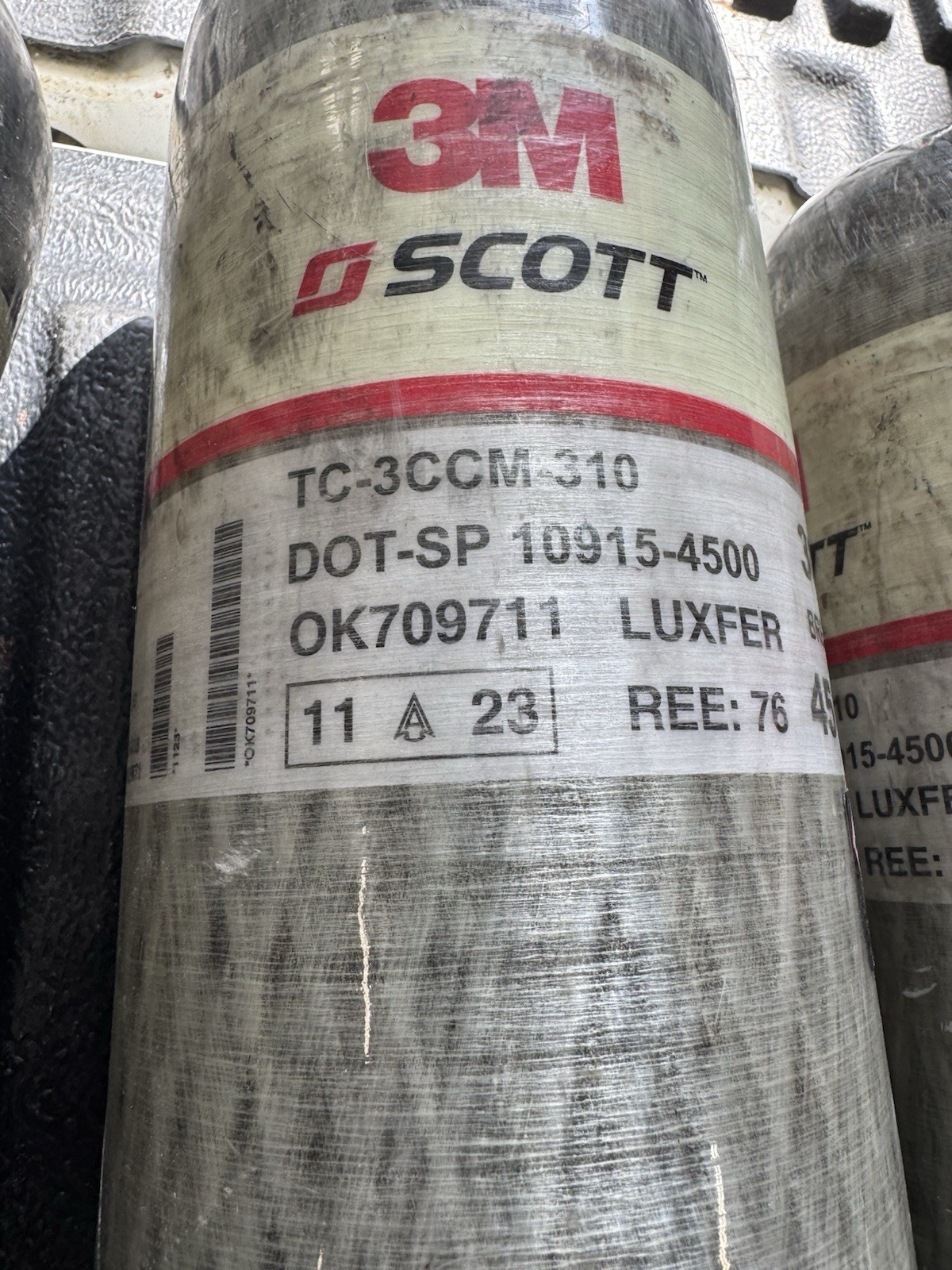 Scott SCBA 4500 PSI Air Cylinder DOM 11/2023 30 Minute Cylinder