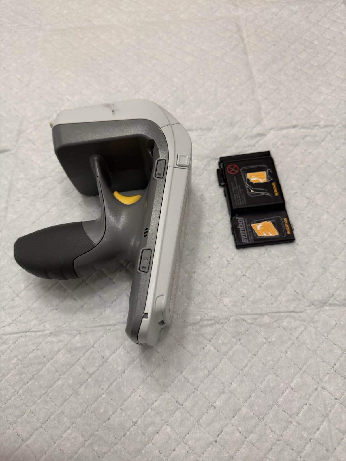 Zebra RFD-8500 RFD8500-1000100-US RFID Mobile Barcode Scanner (MANY AVAILABLE)