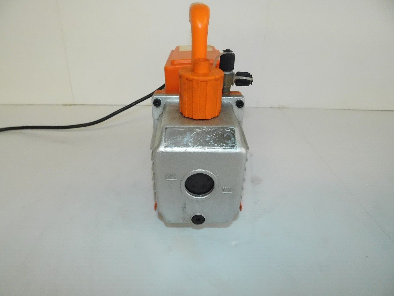 VEVOR VACUUM PUMP MODEL VP125 1/4HP, AC120V, 60HZ (JPS118)