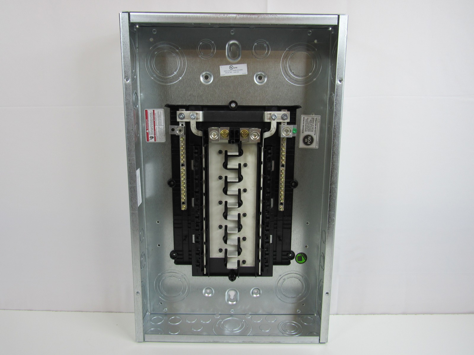 Eaton BRP20L200 Loadcenters and Panelboards